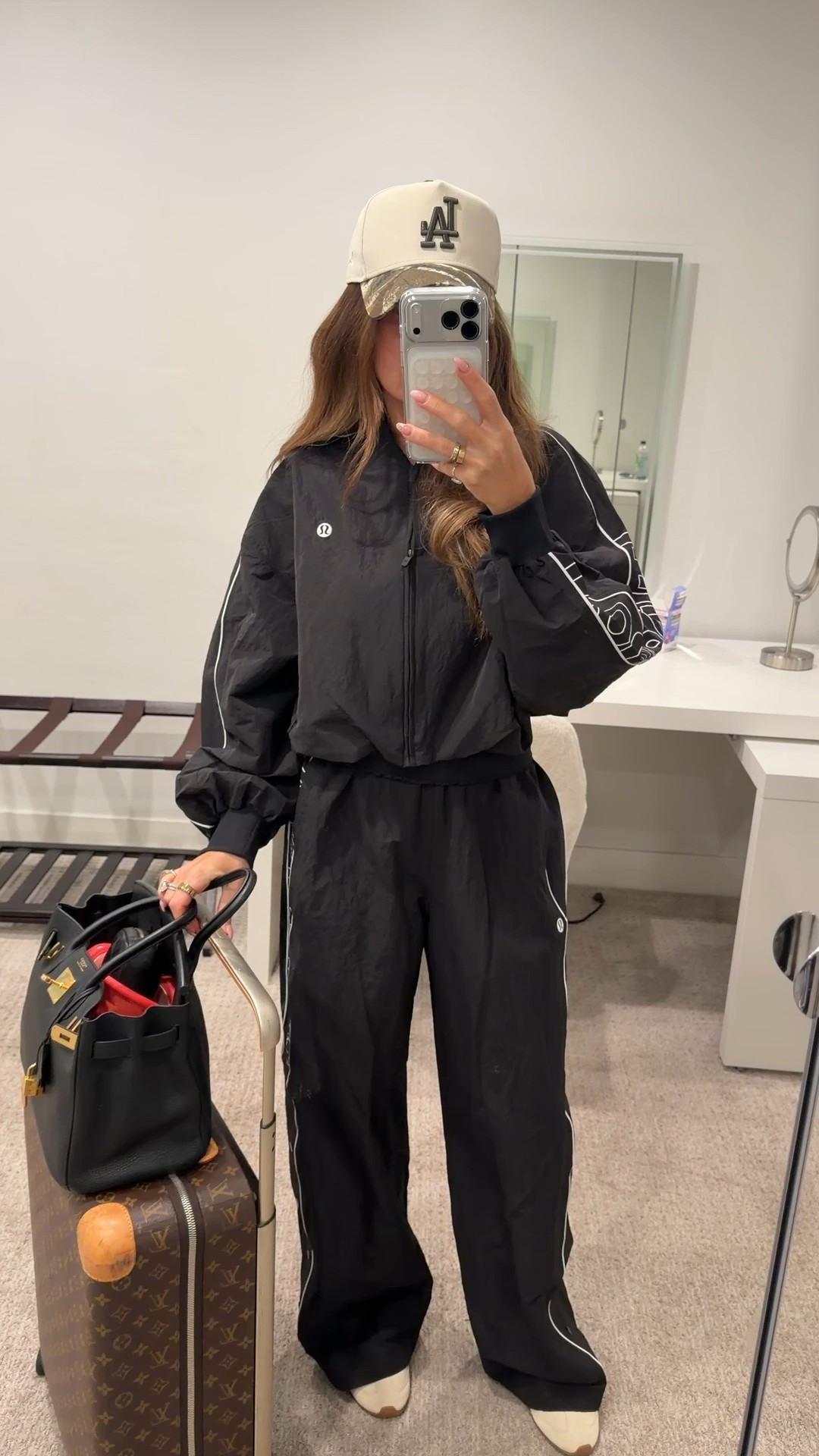 What I wore to travel home - would be such a good sport to mom outfit too. XS in top and Small in bottoms

#LTKPetite #LTKootd #LTKmomlife