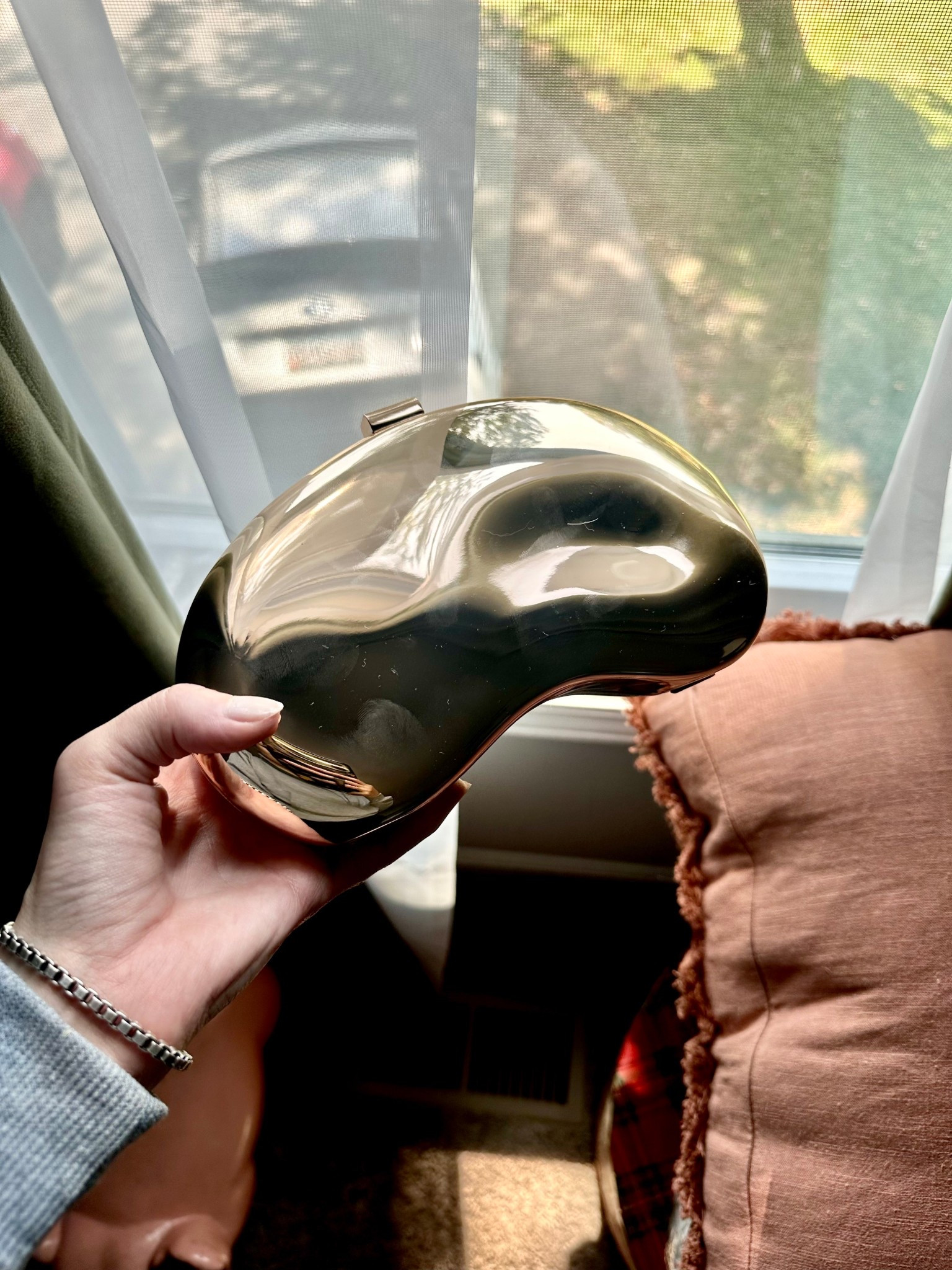 Bean Bag clutch (under $30) for fall wedding season 

Wedding guest dress | clutch | affordable wedding guest dress 

#LTKParties #LTKFindsUnder50 #LTKWedding