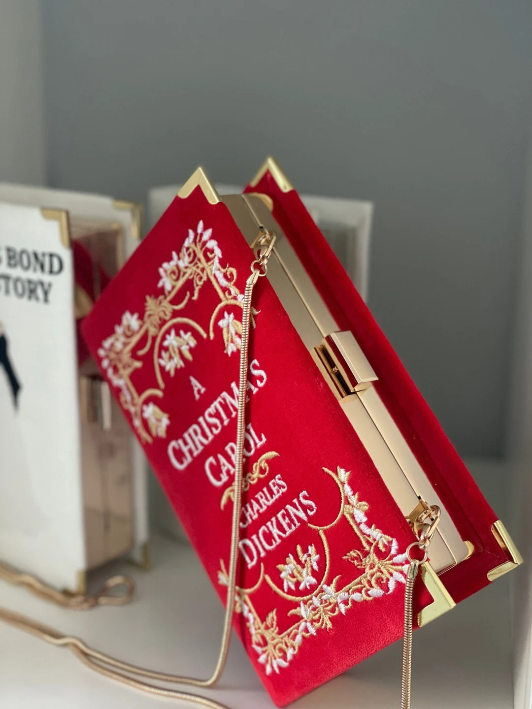 Embroidered Book Clutch, Novelty Bag A Christmas Carol Red Velvet Shoulder Purse - Etsy | Etsy (US)