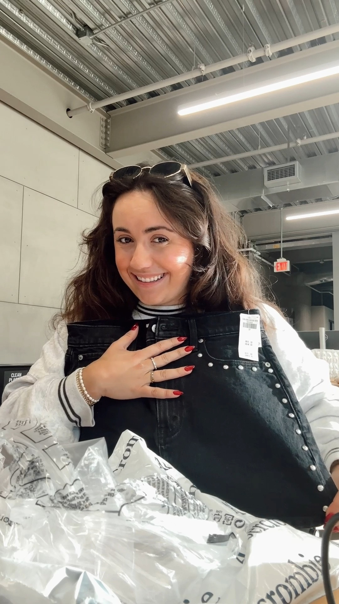 Loving my direct to desk order today! Can’t wait to style this mini skirt so many ways and wear this top out 😍

#LTKSeasonal #LTKWorkwear #LTKSaleAlert