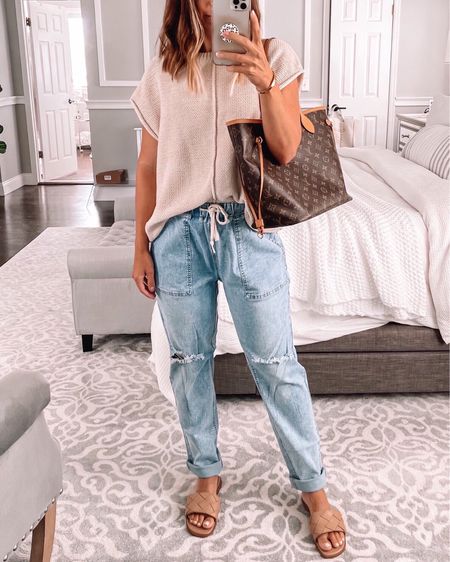 Denim joggers are from Amazon and a total must have for summer 👏🏻

#LTKSeasonal #LTKFindsUnder50 #LTKStyleTip