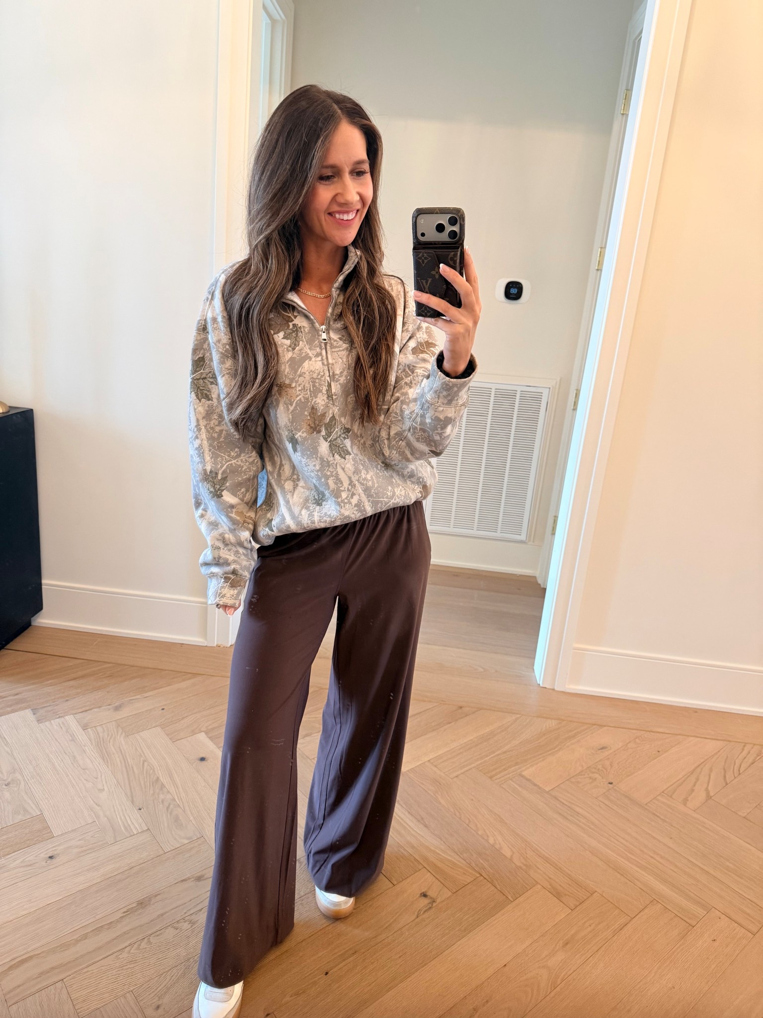 Cute and comfy mom uniform 



#LTKActive #LTKgrwm #LTKmomlife