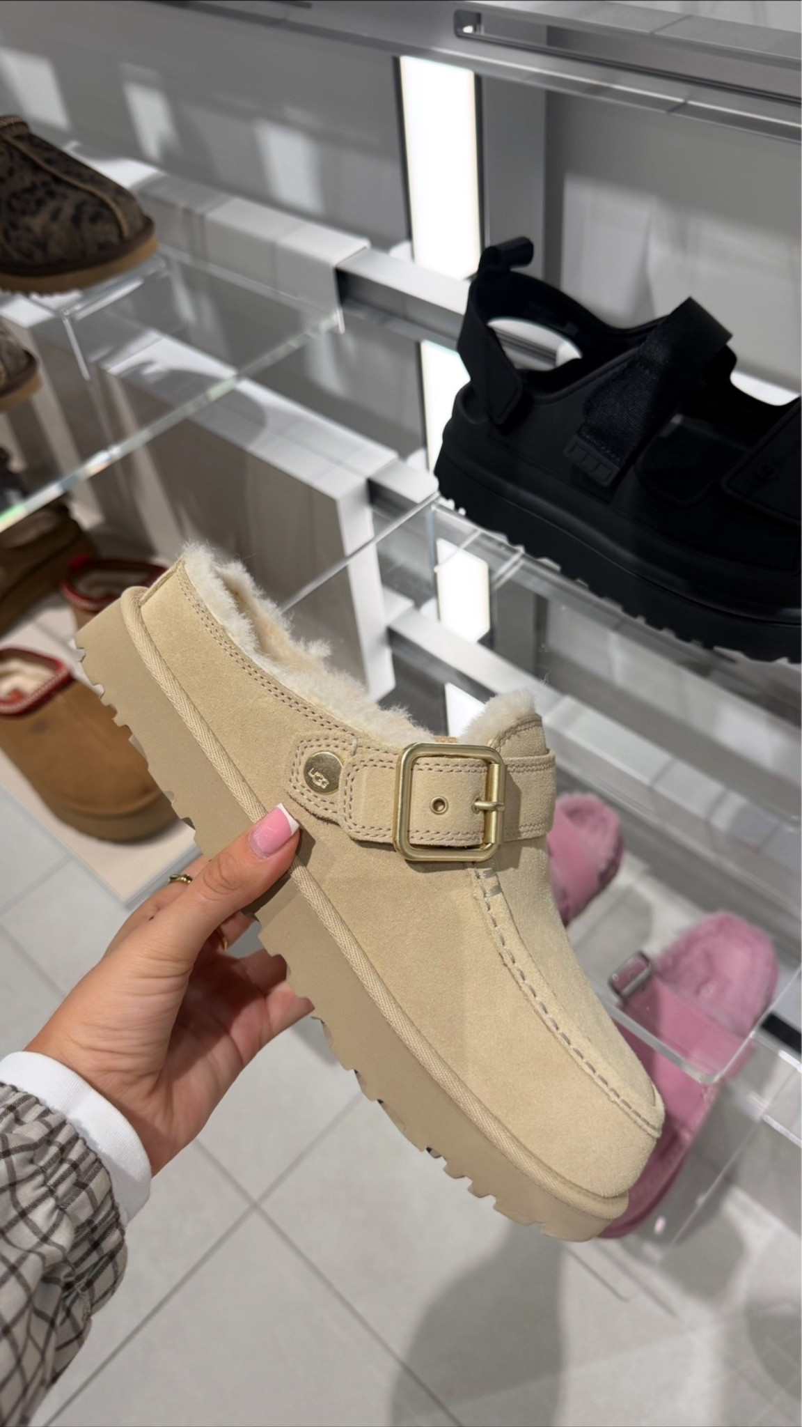 Ugg, autumn , cosy ,

#LTKautumn #LTKstyletip