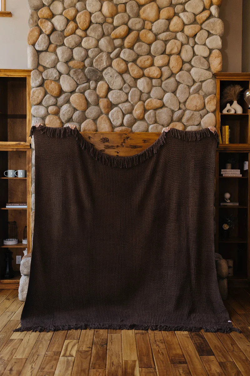 Brown Waffle Fringe Blanket 90x90 | Staykation