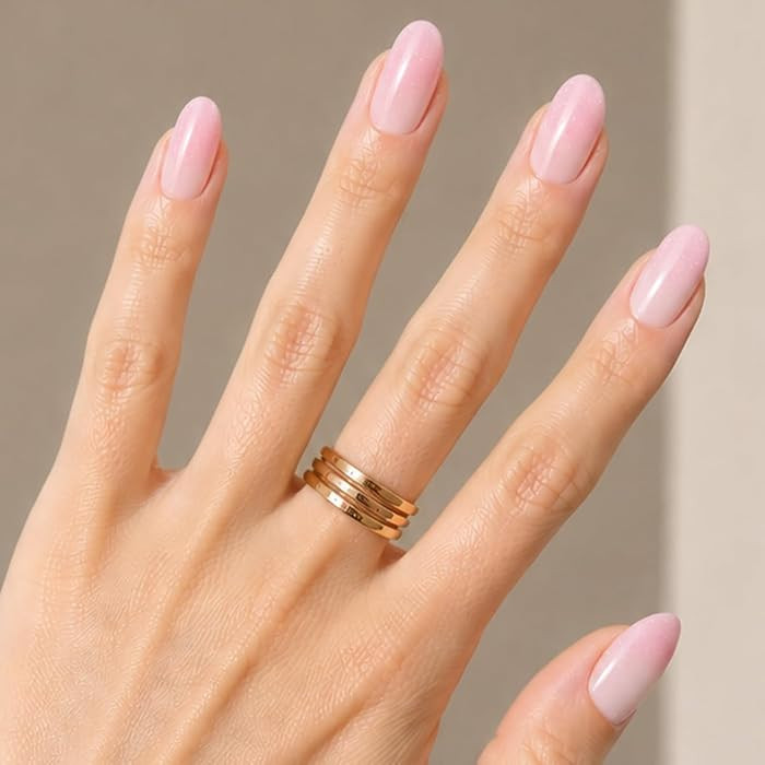 Olive & June Minimalist Instant Mani Press On Nails (Glue) | 42 Fake Nails, 21 Sizes | Non-Toxic,... | Amazon (US)