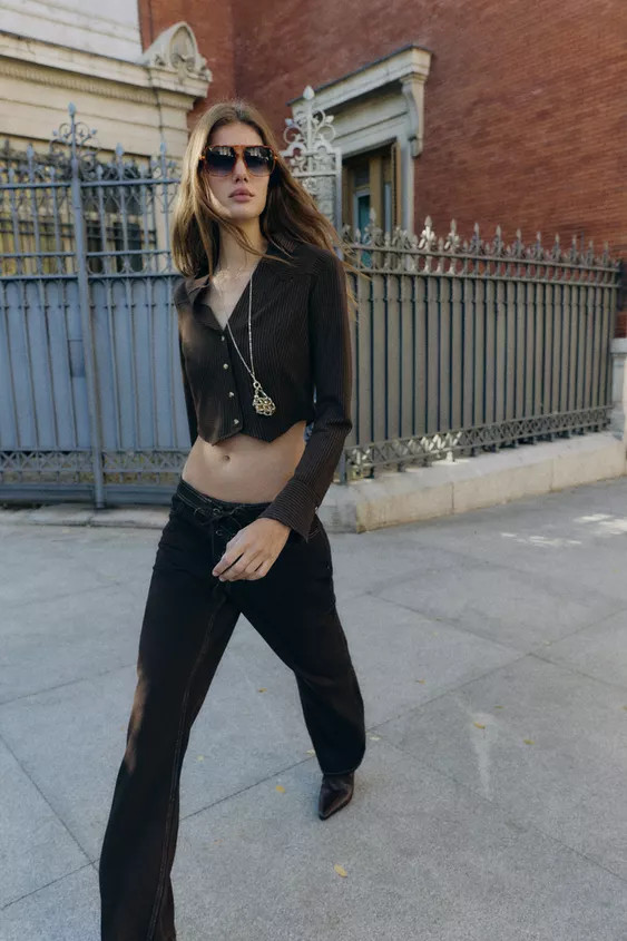 STRIPED SHOULDER PAD CROP SHIRT | Zara US