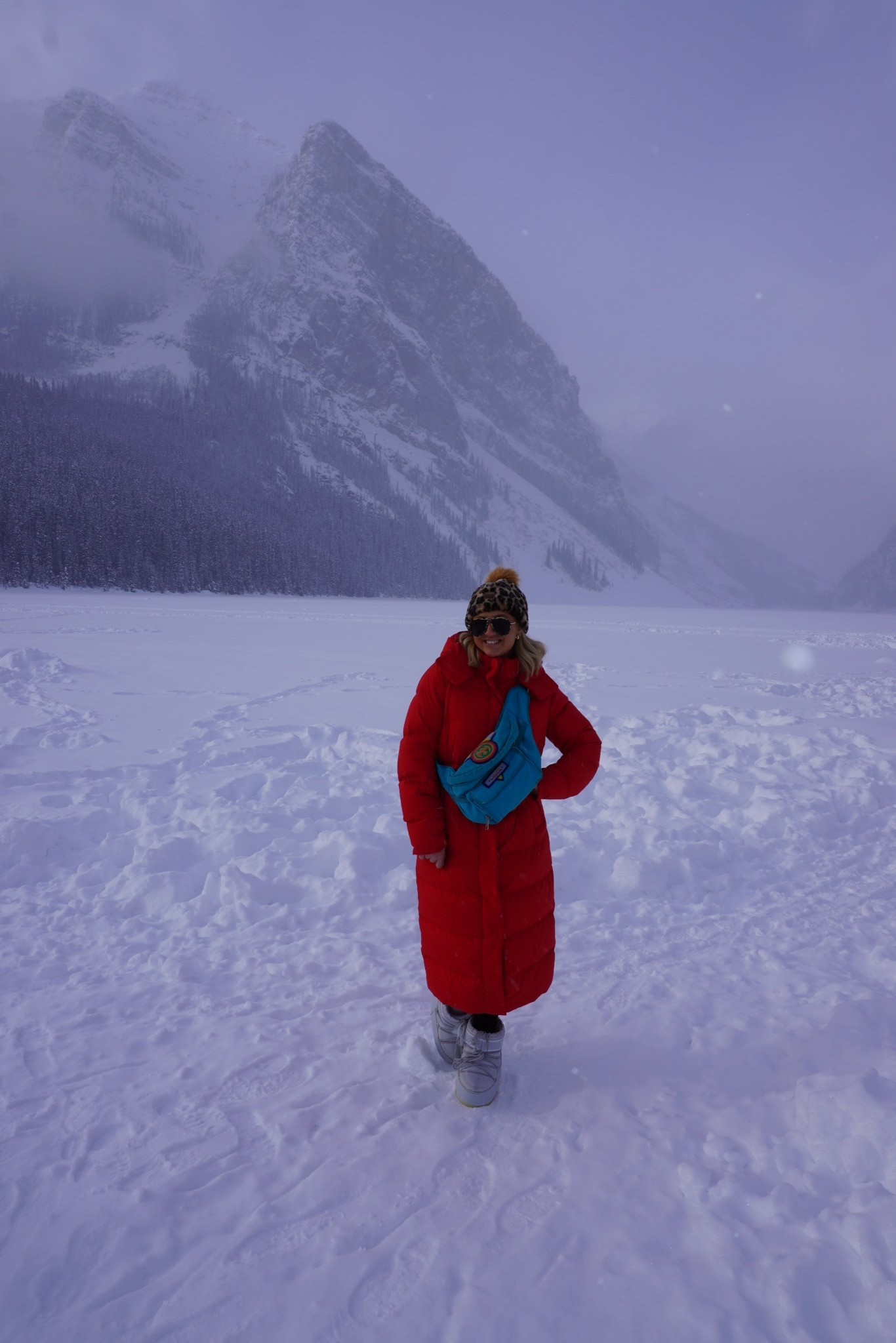 Jacket is the Lululemon wunderpuff! They don’t have it anymore but I’m sure it will be back next season! Hat is old ugg