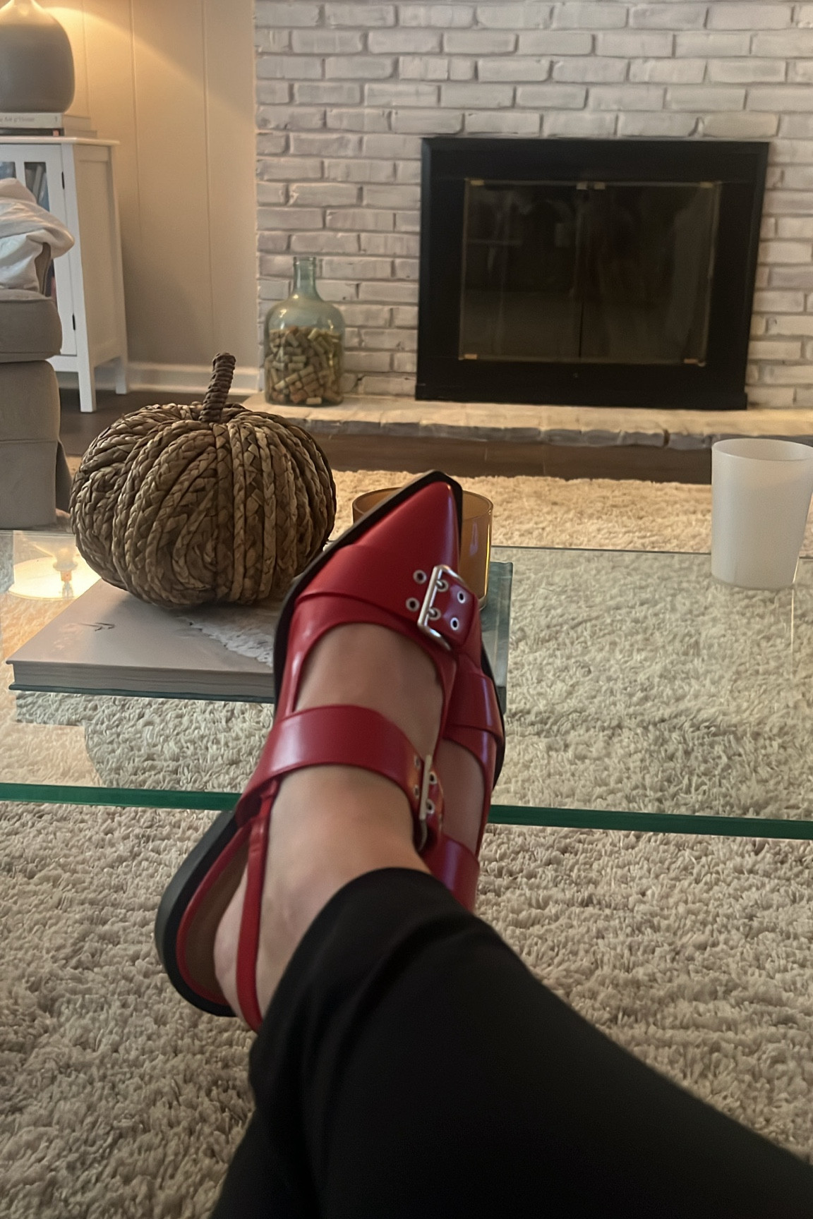 Red is sold out but black is in stock! 

Fall finds, target, target finds, found it at target, fall shoes, shoe crush, red, red shoes, women’s fashion, women’s shoes, fall style, fall trends, mules, fall outfits, shoe inspo, shoe style

#LTKShoeCrush #LTKFallSale #LTKFindsUnder50