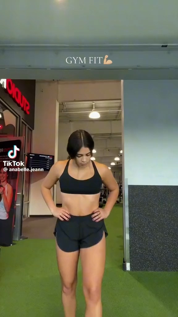 THIS SET🖤🖤🖤 


#LTKVideo #LTKfitness #LTKstyletip