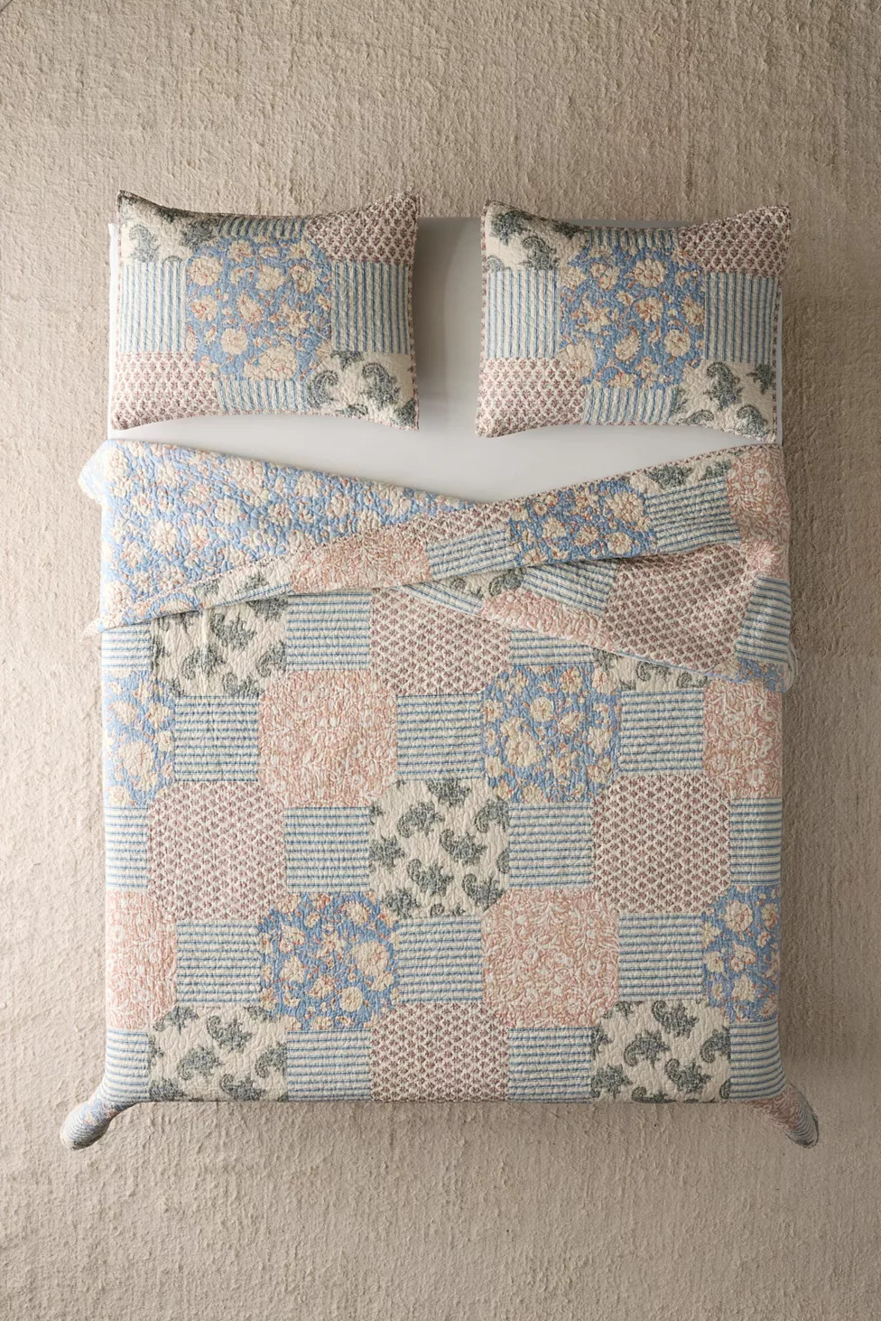 Provencal Rose Quilt Set | Urban Outfitters (US and RoW)