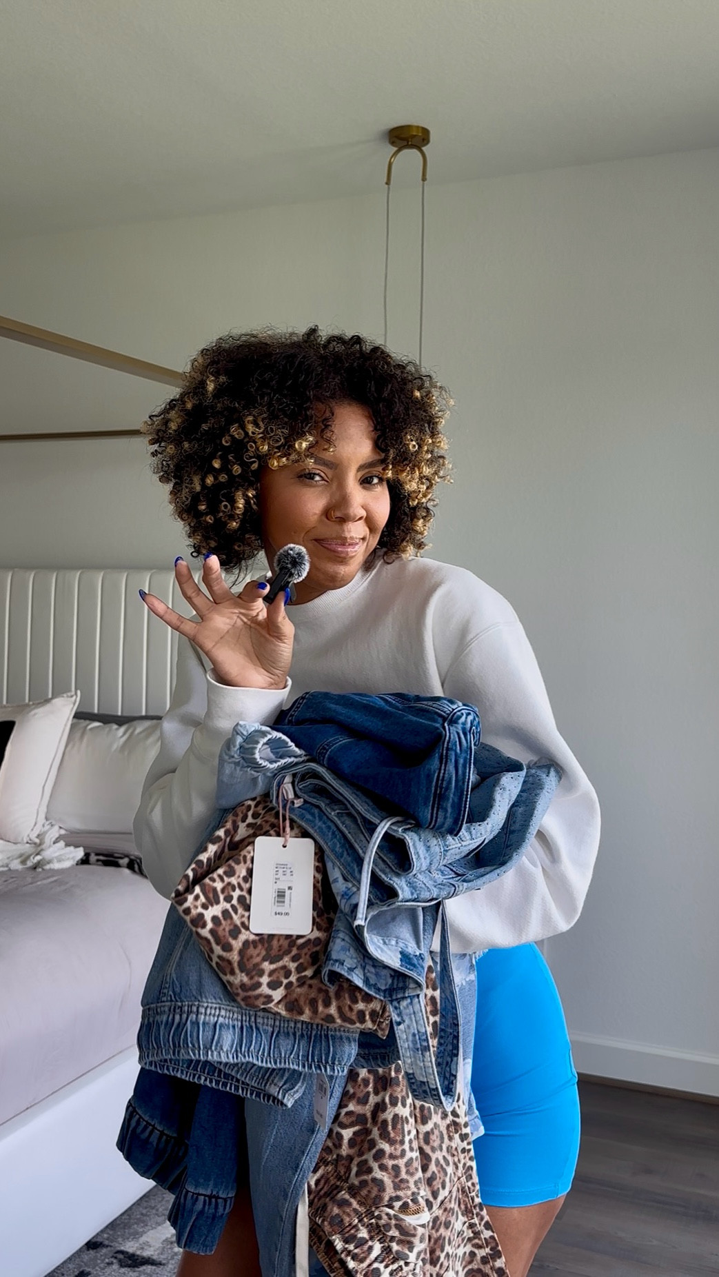 Me & Denim 🤝🏽

Size Deets! 
1: Small 
2: Medium
3: Medium 
4 & 5: Small
6: Small


#LTKU #LTKBeauty #LTKStyleTip