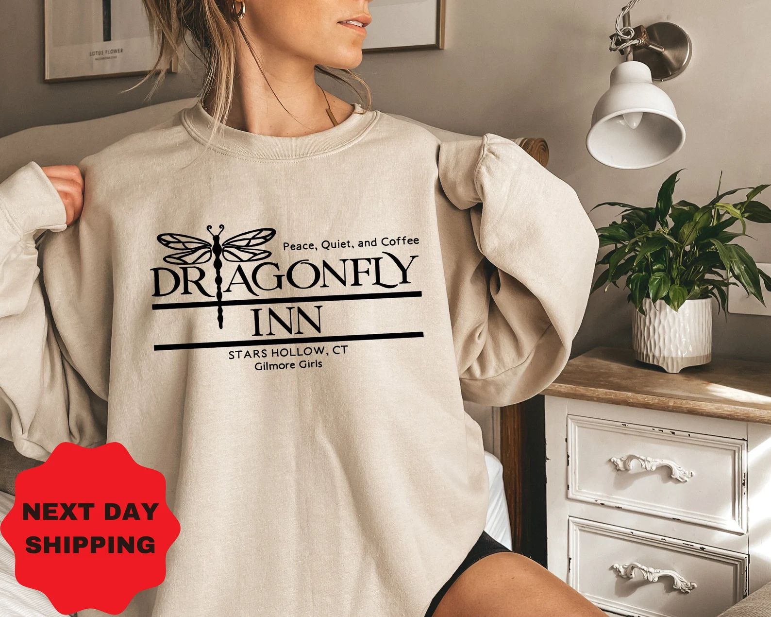 Cozy Dragonfly Inn Stars Hollow Sweatshirt  A Charming - Etsy | Etsy (US)
