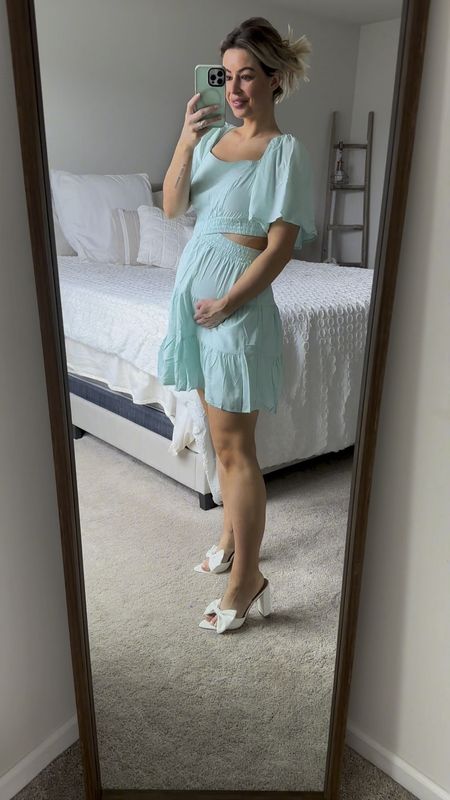 These amazon dresses are so perfect for Easter! I am wearing a size medium for bump growth room!  Shoes are also Amazon! The cutest Easter heels with bows! 


Easter dress, spring outfits, resort wear, vacation outfit, spring dress, spring trends, linen outfit, lightweight outfit, warm weather outfit, summer outfit, Easter outfit, bump friendly dresses, maternity clothes, bump outfit, maternity outfit, cute pregnancy outfit, pregnancy fashion, bow heels, white heels, petite clothes, pastel dress, yellow dress, green dress, purple dress, trendy dresses, flowy dresses, short dresses, long dresses, cut out dress, resort wear, travel outfit, brunch outfit, date night dress, baby shower dress, bridal shower dress, dress for girls night, spring dress, summer dress, floral dress, vacation dress, mini dress, ruffle dress, graduation dress, best sellers, lightweight dress, warm weather dress 

#LTKSeasonal #LTKshoecrush #LTKbump
