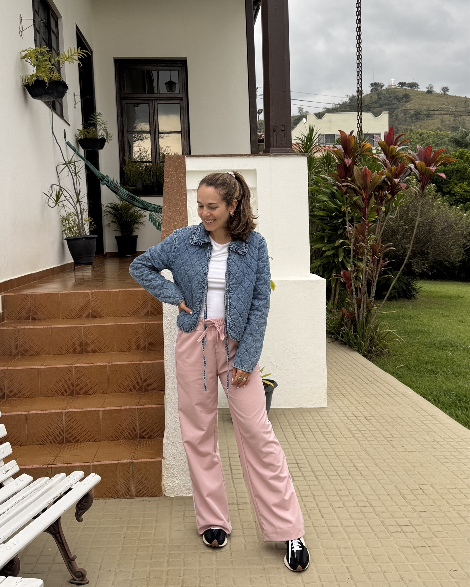 Travel day lewk going from Socorro (São Paulo) to Recife, Brazil! Love these baggy comfy track pants in baby pink and the cutest collared bow denim jacket with my fave New Balance sneakers 

#LTKFindsUnder50 #LTKTravel #LTKStyleTip