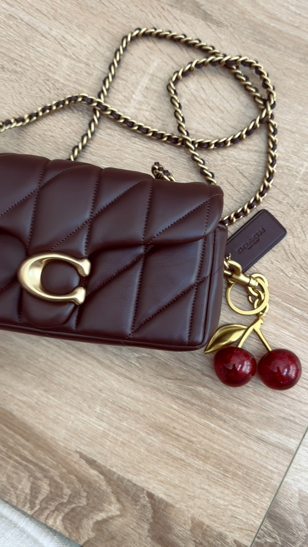 In my chocolate brown era 🤎🍒

#LTKHoliday #LTKGiftGuide #LTKSeasonal