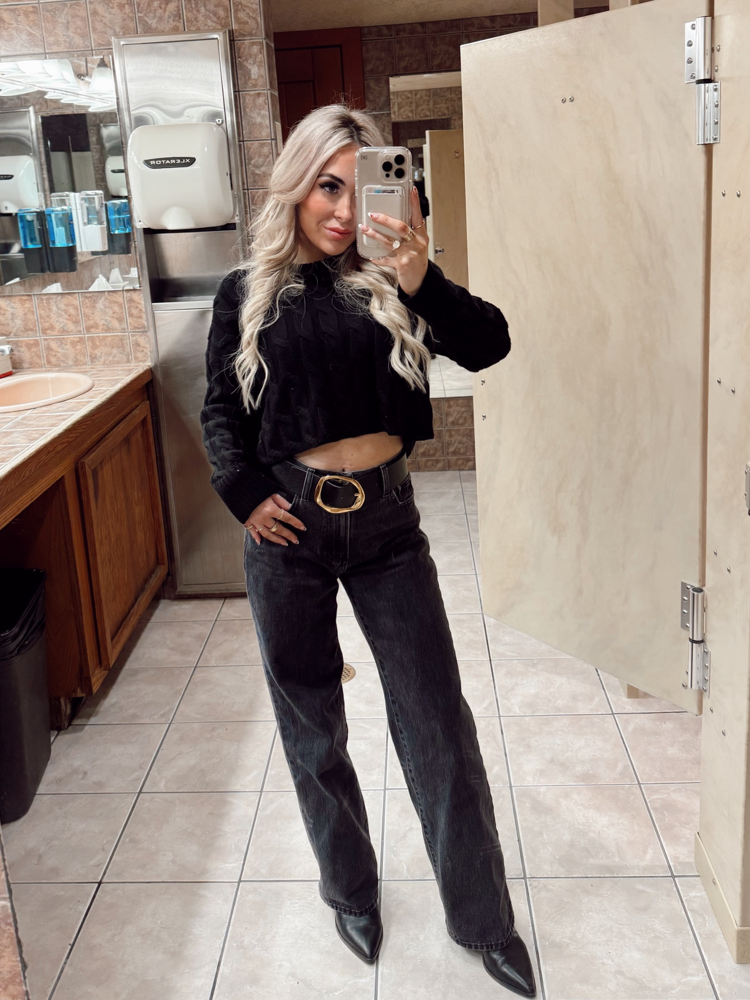 wearing a 2XS in the sweater and 23 in the jeans

#LTKStyleTip #LTKMostLoved #LTKPetite