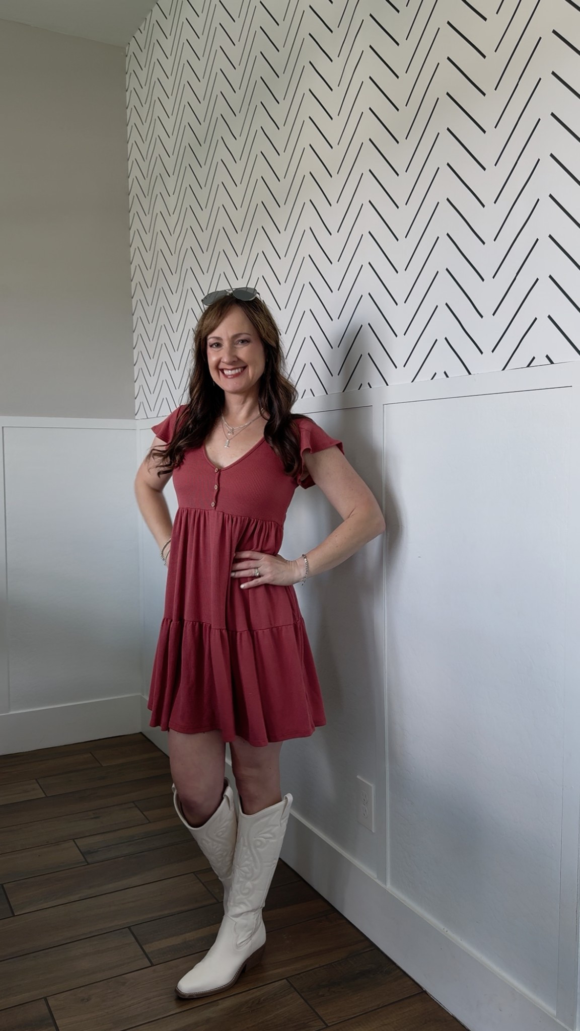 Country concert outfit, cowboy boots, sunglasses aviators spring dress

#LTKShoeCrush #LTKStyleTip #LTKFestival