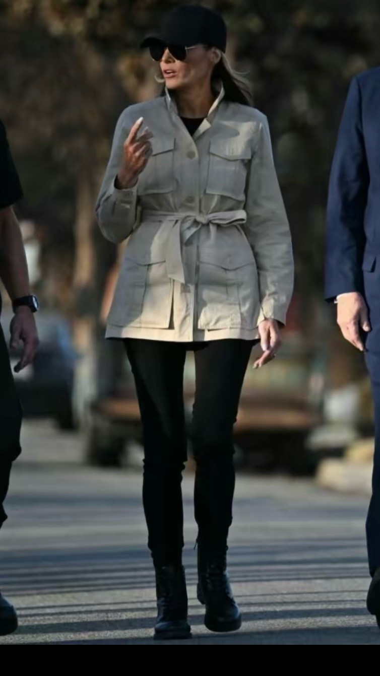 Outfit Inspiration from Melania Trump! Rocking those skinny jeans and utility jacket! Linked everything and items to replicate the look on a budget! 

#melaniatrump #style #styleinspo #ootd #ootdinspo #classic #skinnyjeans

#LTKWatchNow #LTKStyleTip