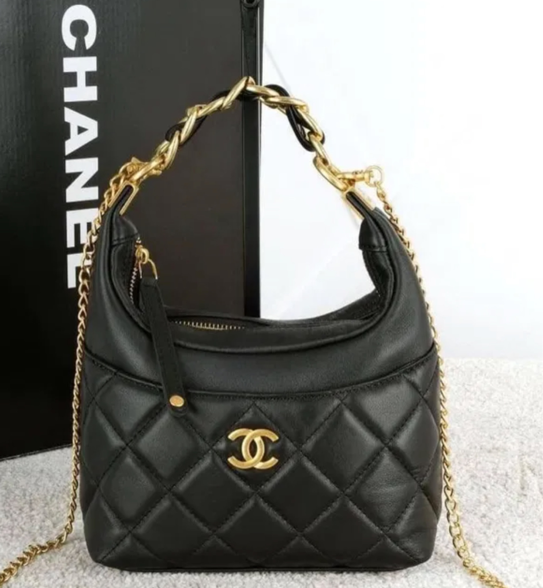Chanel hobo 🖤 $99 https://bit.ly/3jpnscL #dhgate dhgate

#LTKSale #LTKitbag #LTKFind