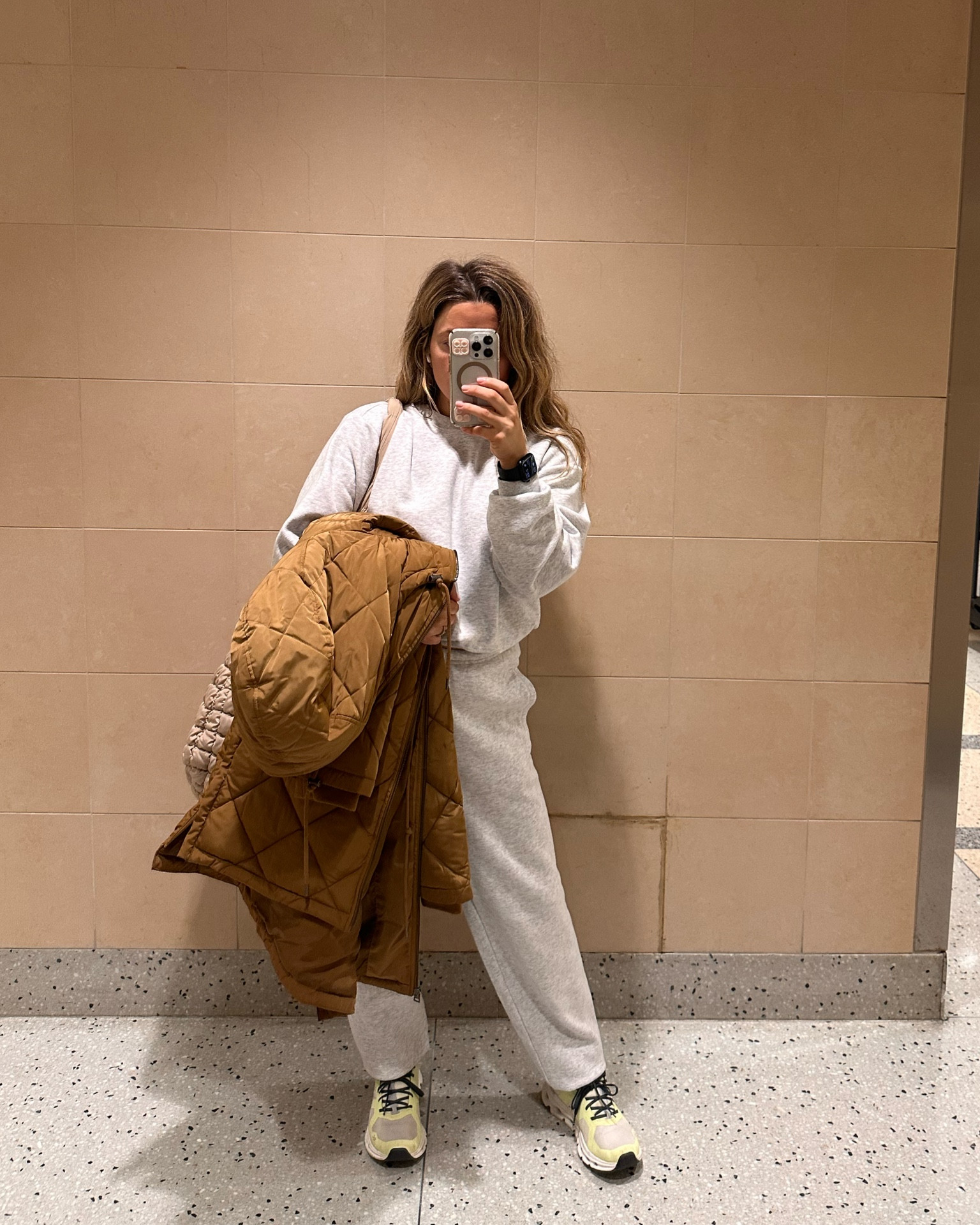 the comfiest little sweat set 🥰 

#LTKtravel #LTKSeasonal #LTKMostLoved