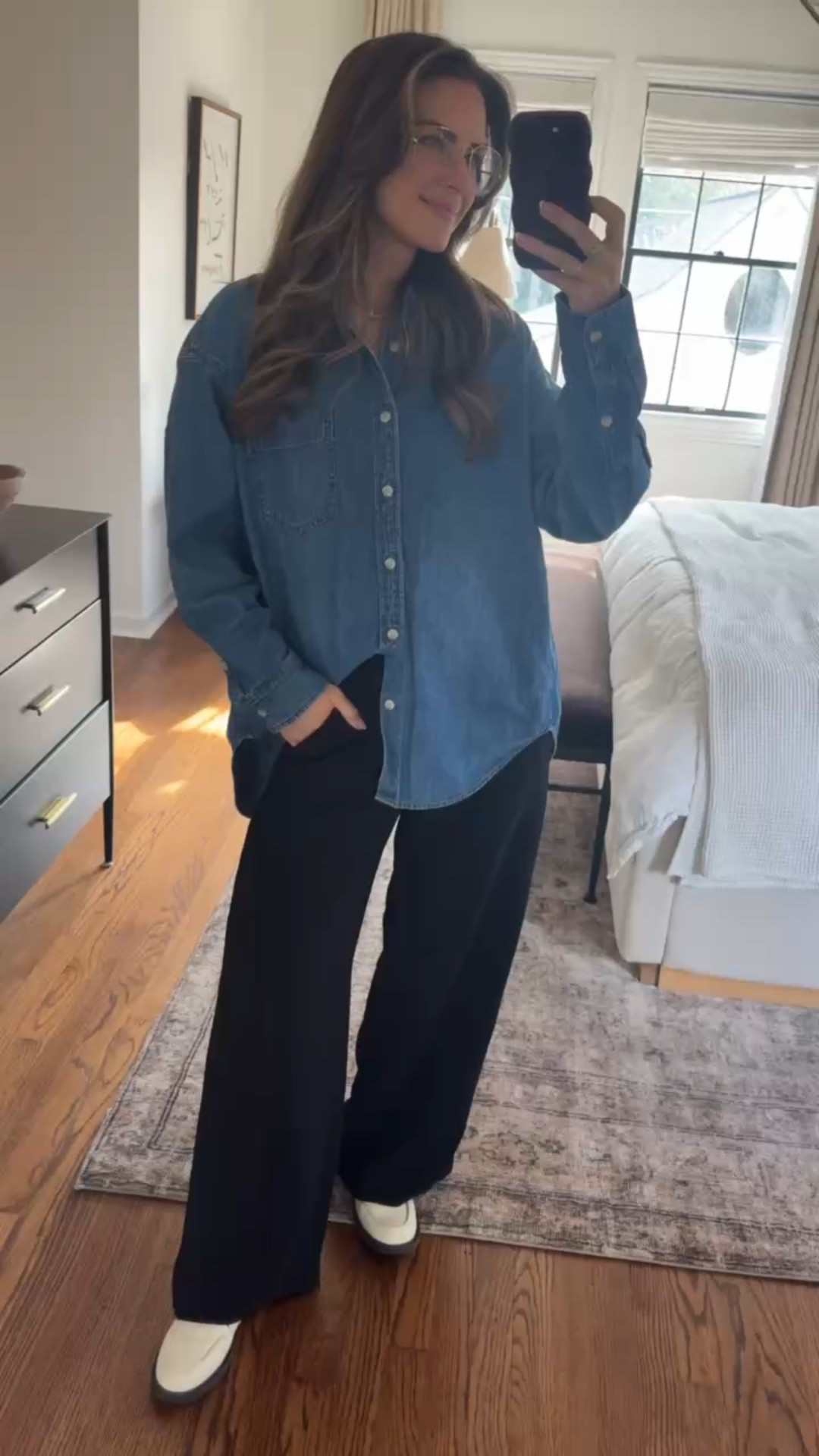 ARITZIA HAUL✨ up to 50% off everything
Pants - small
Denim shirt - small



#LTKSaleAlert #LTKootd #LTKgrwm