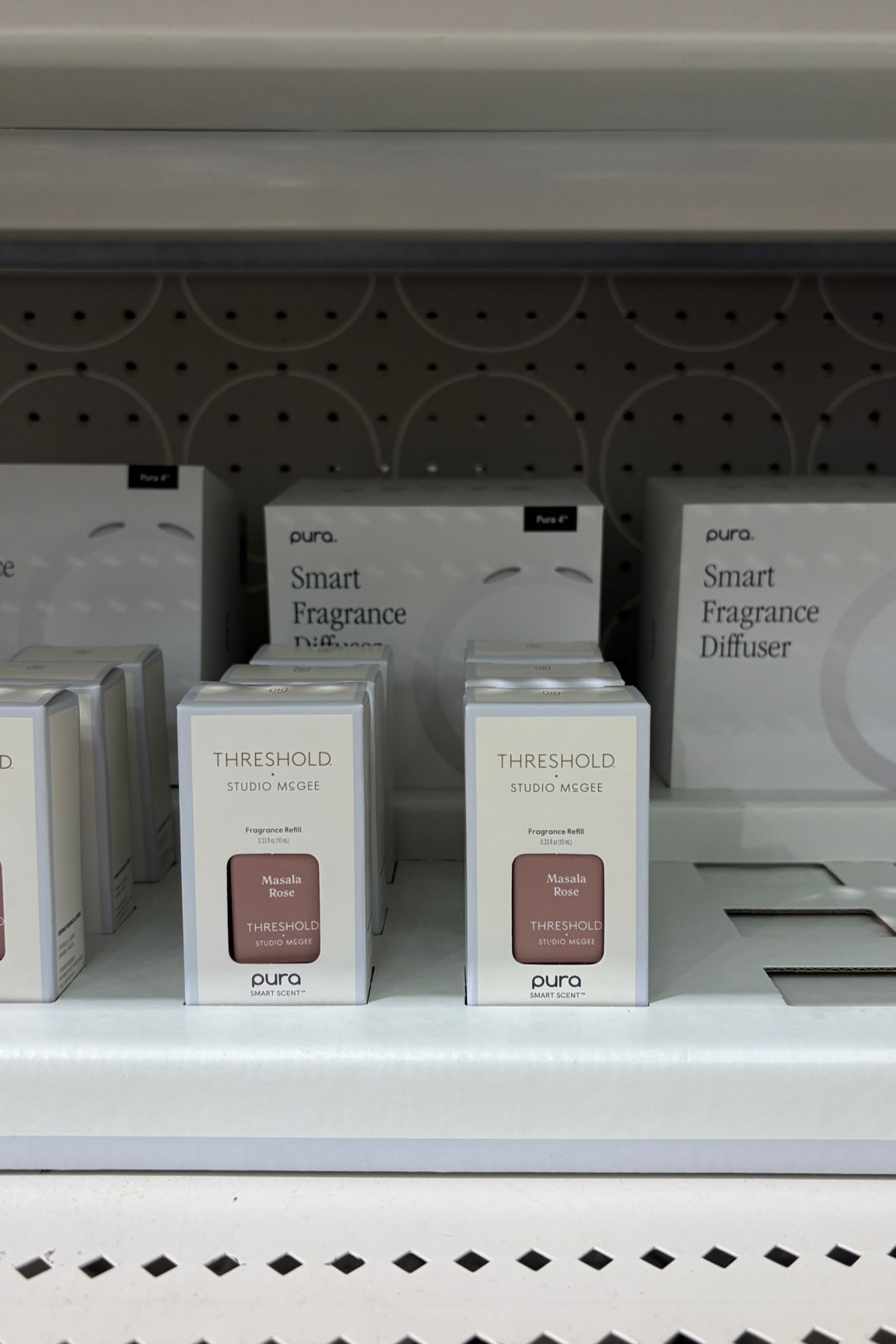 Pura diffuser plug-in Home fragrance

Threshold studio McGee

Smart fragrance, home decor, home and fragrance good smelling home

#LTKFindsUnder50 #LTKStyleTip #LTKHome