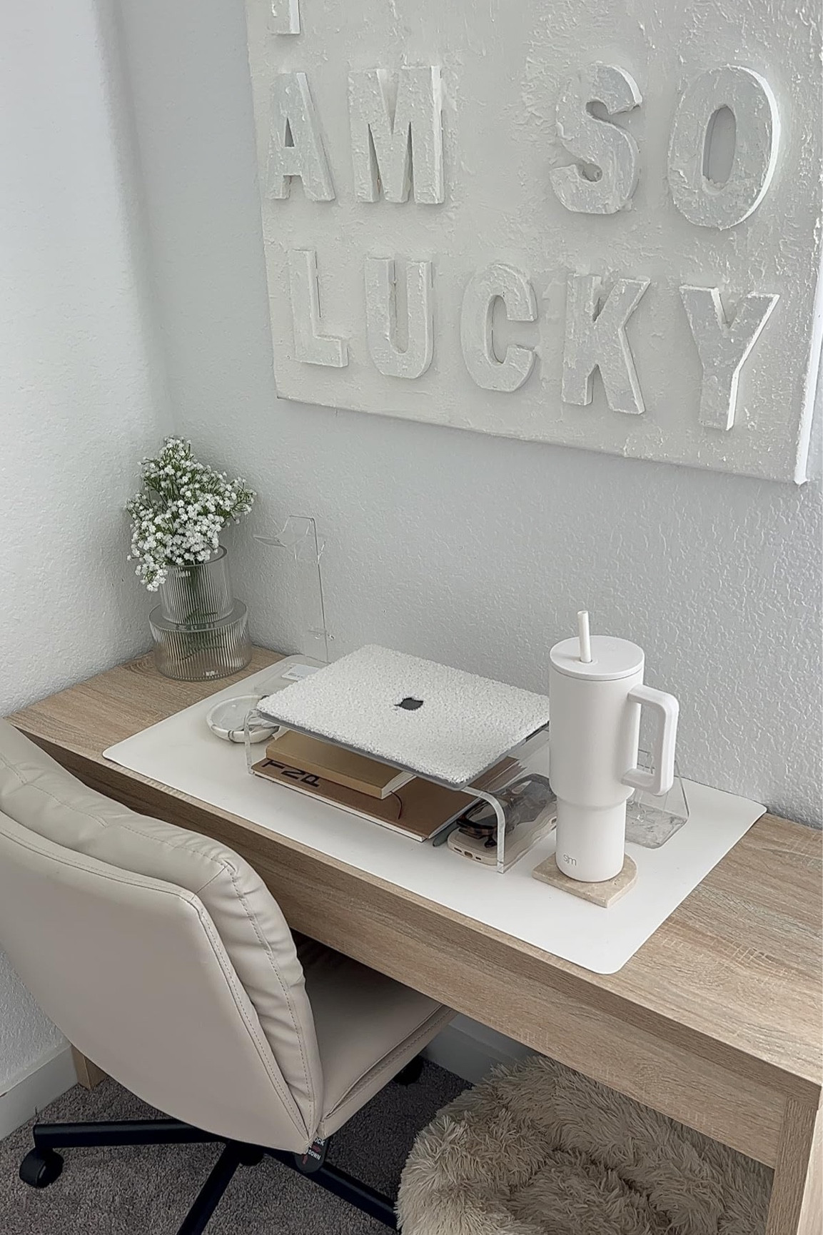 little work sess 

#LTKstyletip #LTKhome #LTKfindsunder100