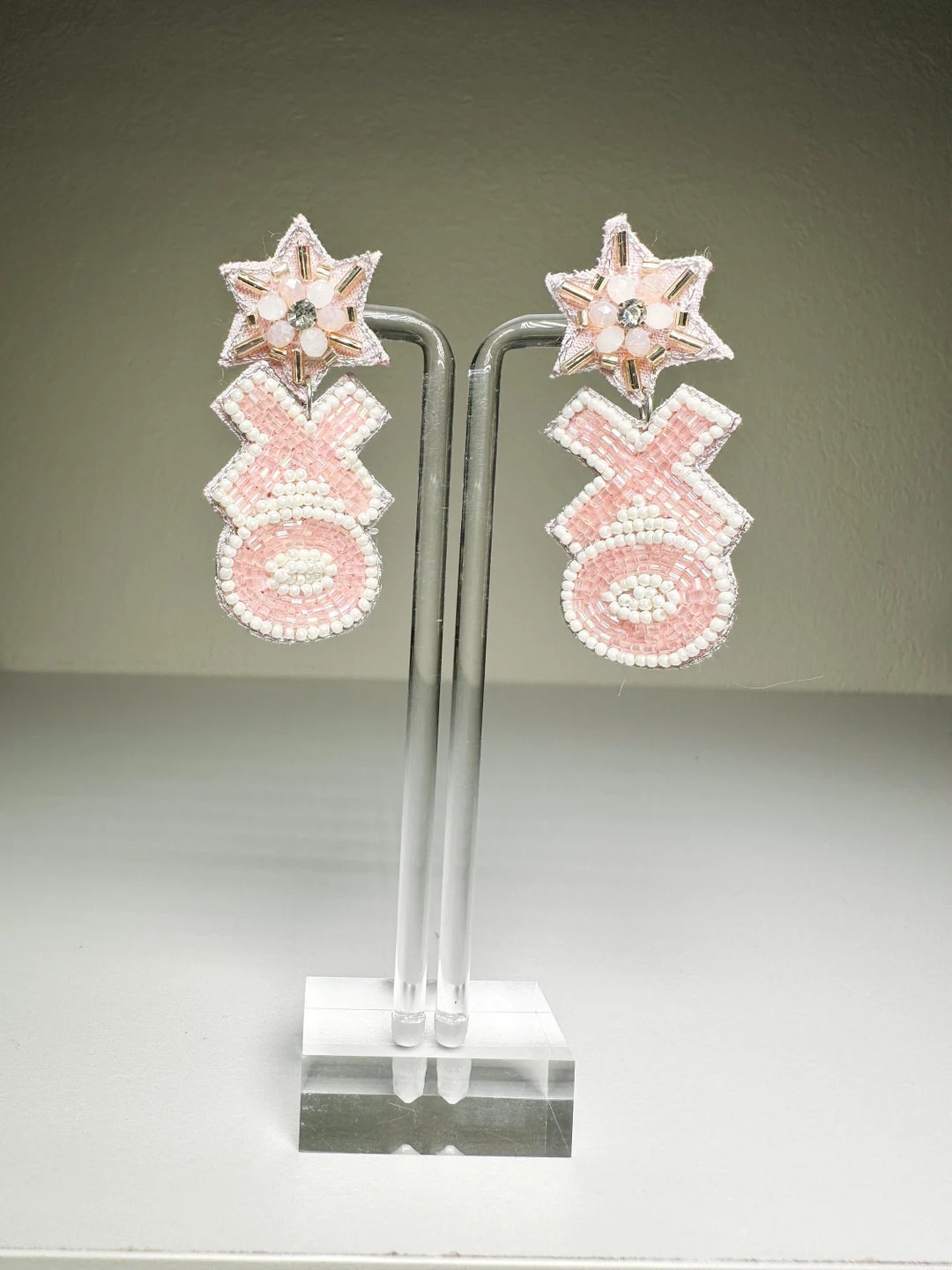 XOXO Earrings | XOXO Seed Bead Earrings | Galentine's Day Earrings | Valentine's Day Earrings | L... | Etsy (US)