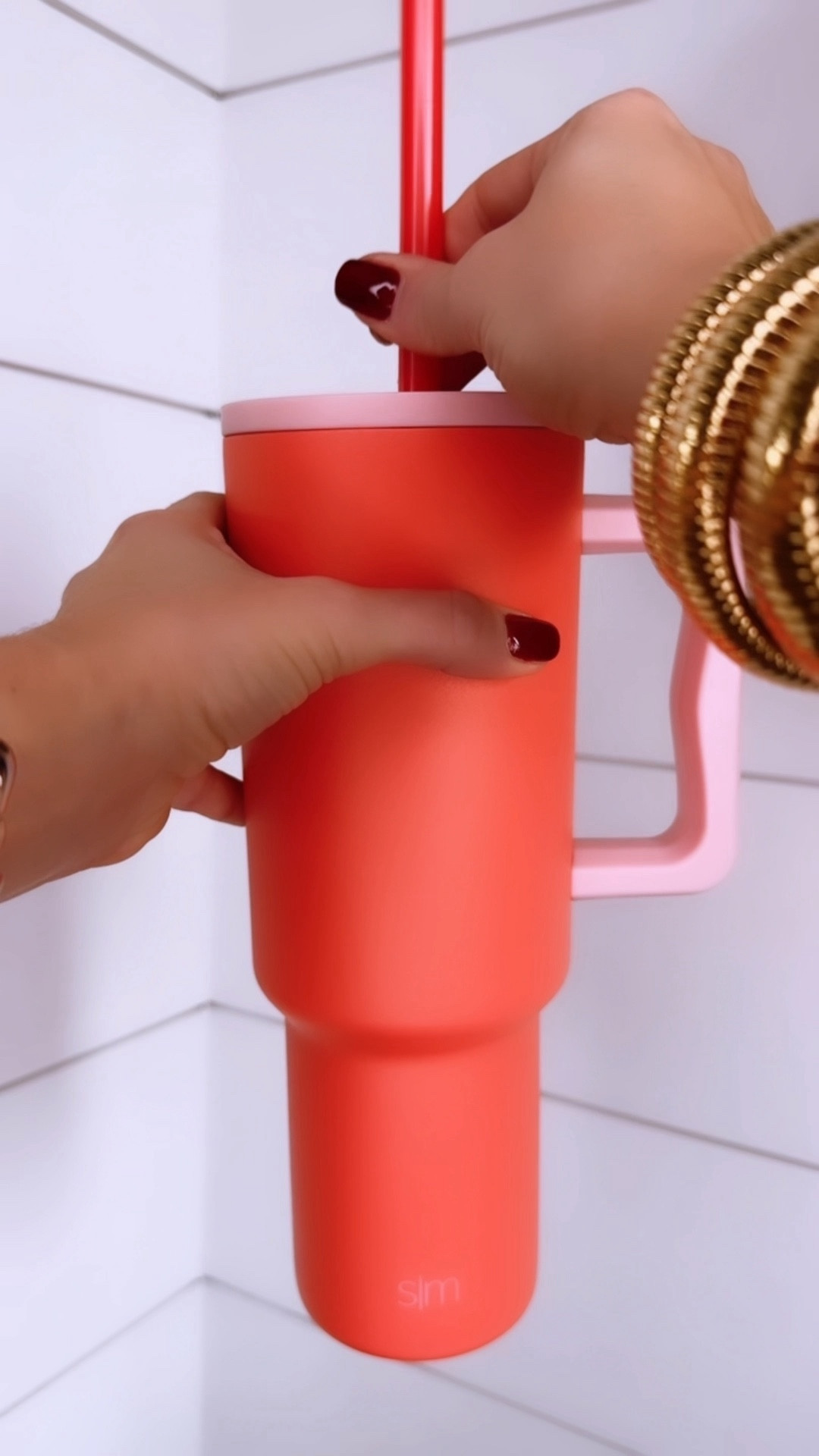 Legit my new favorite cup!!! I love this brand so much!!! 40oz and doesn’t leak!!!

#LTKtravel #LTKfindsunder50 #LTKfindsunder100