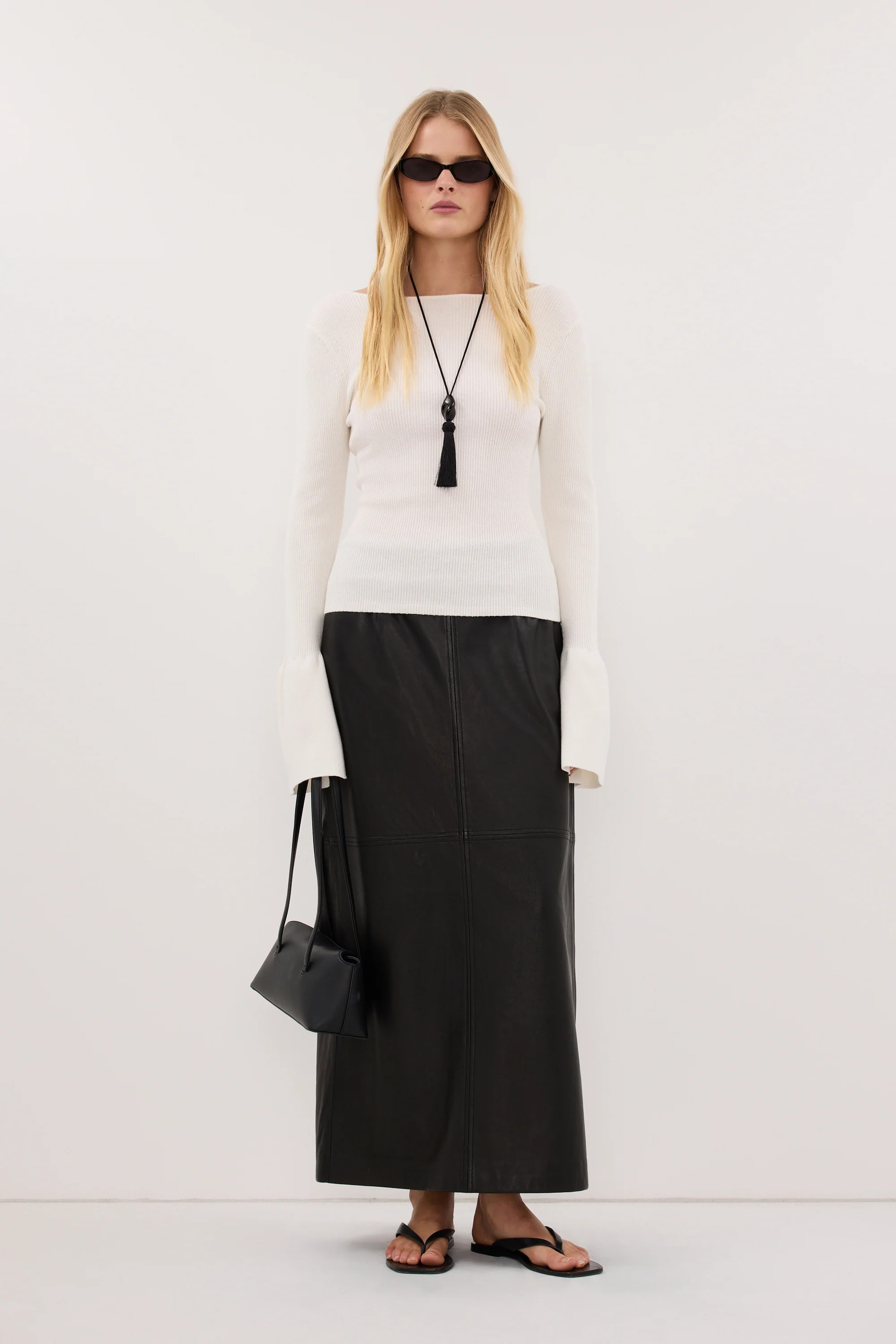 VARA OFF WHITE LONG SLEEVE KNIT TOP | DISSH