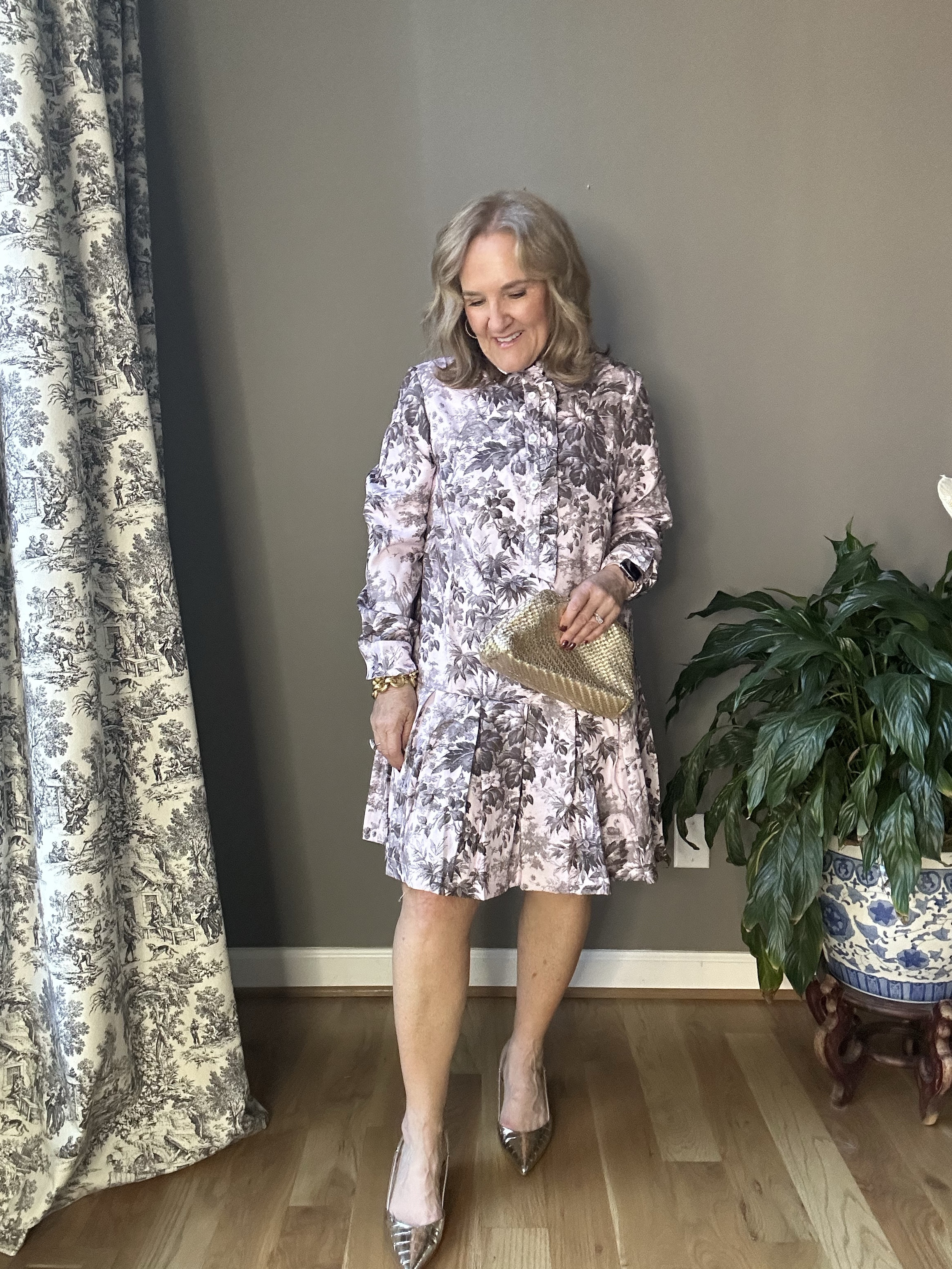 Beautiful blush and brown toile print dress. Feels like a cotton sateen. It’s polyester. Wearing a large. You can get your reg size but I like it flowy. Under $50

Add the gold accessories for a fall wedding guest dress. I wore it the other night to a church service. You could also add the mushroom color, faux, leather blazer if you need a lightweight layer. I’ll link it below.

Amazon dress tuckernuck inspired 

#LTKHoliday #LTKFindsUnder50 #LTKWedding