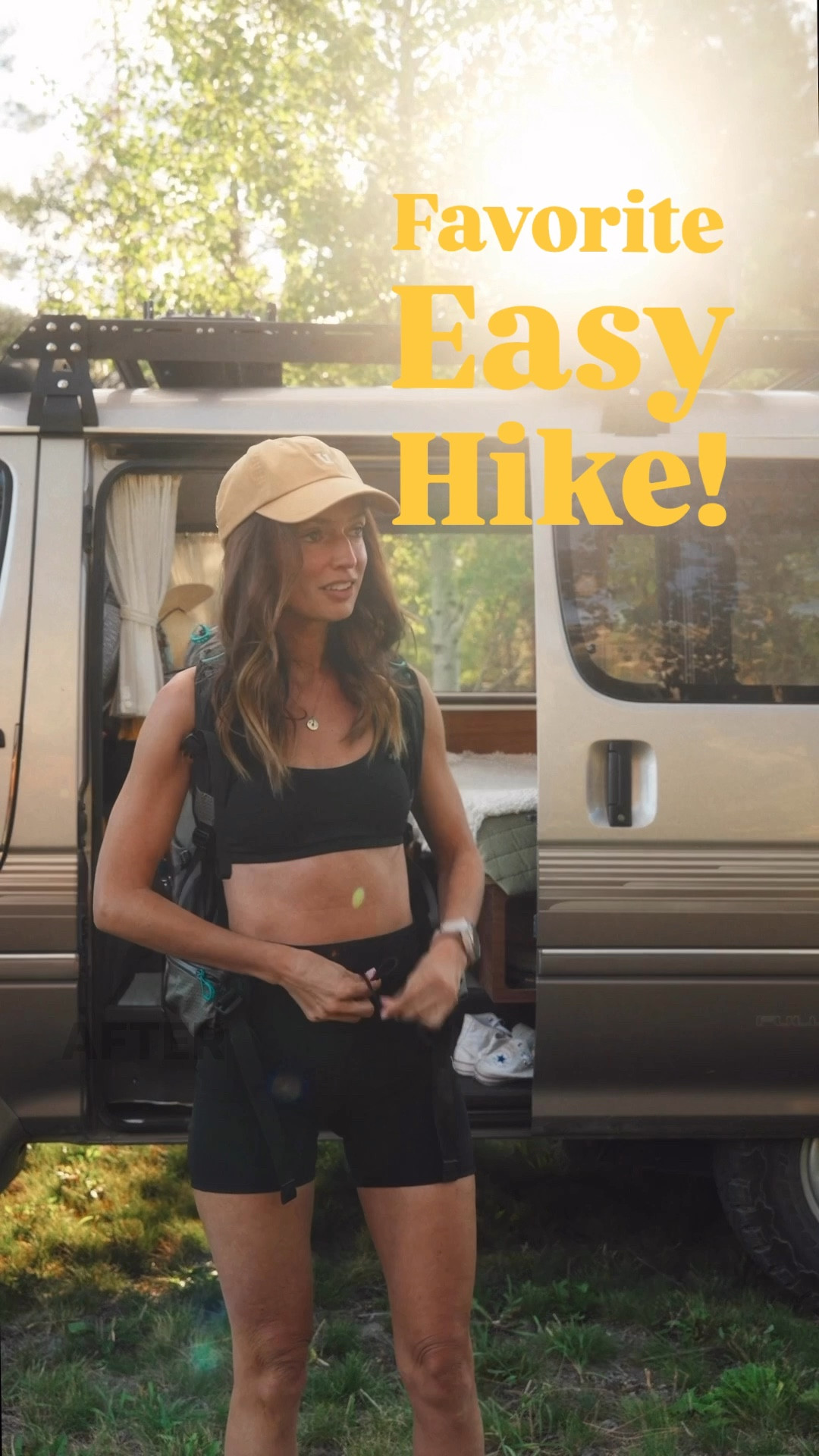 A hike with @vuoriclothing! Featuring some of my favorite items from the DreamKnit and Daily collections! 🤗🙌 #ad