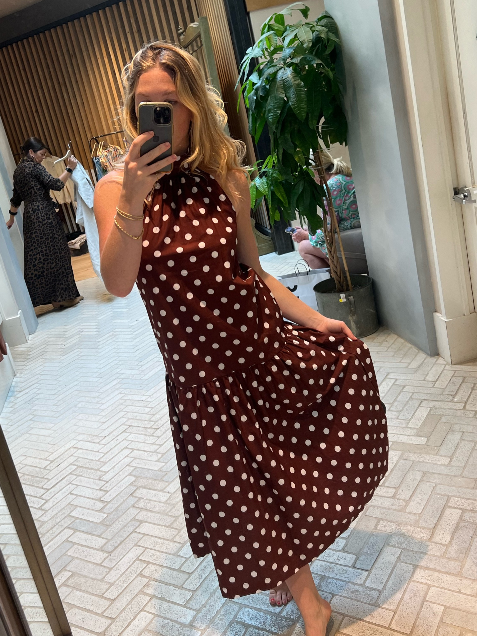 I snagged this adorable chocolate brown polka dot dress yesterday! This cute dress is on sale now & so comfy, would be perfect for a fall wedding 

#LTKSeasonal #LTKFindsUnder100 #LTKFallSale