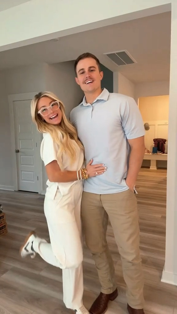 Church Sunday! 🤍✨🫶🏼

#LTKWatchNow #LTKStyleTip