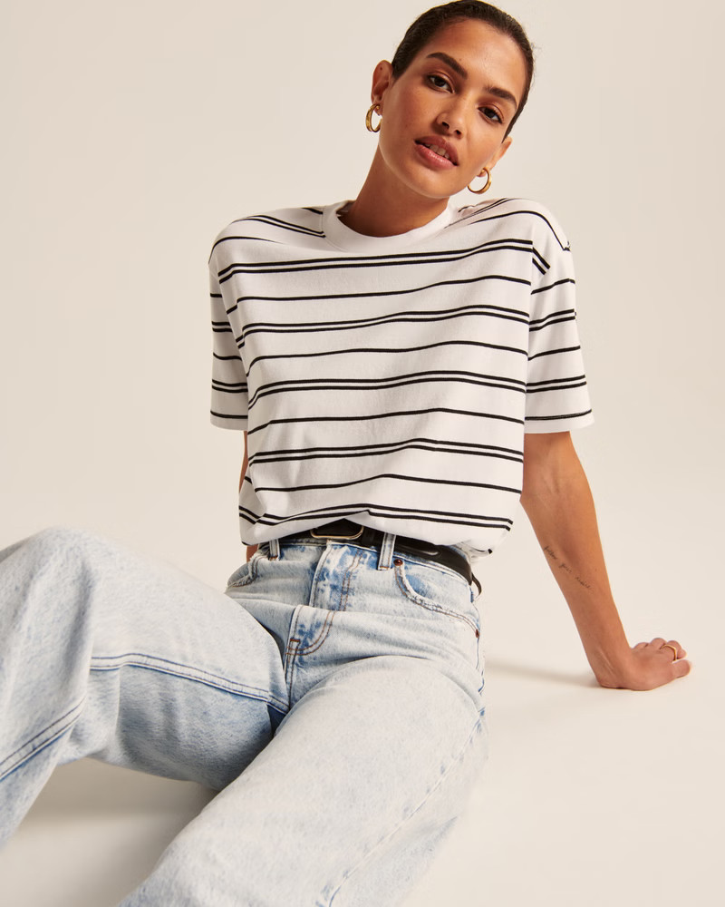 Oversized Boyfriend Essential Tee | Abercrombie & Fitch (US)
