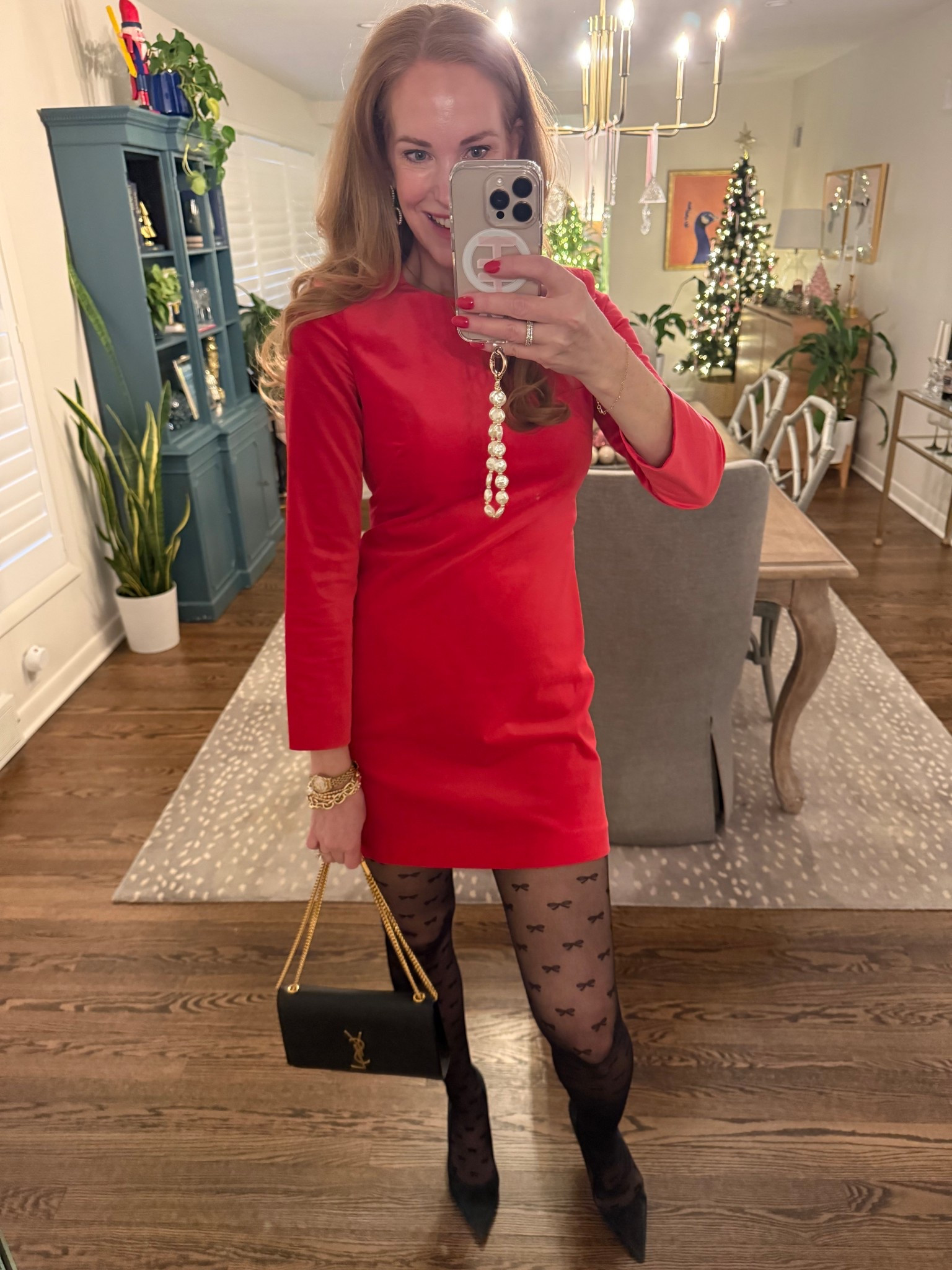 Bow tights are so fun and festive!! Merry Christmas Eve friends!! 

#LTKHoliday #LTKSeasonal #LTKFindsUnder50