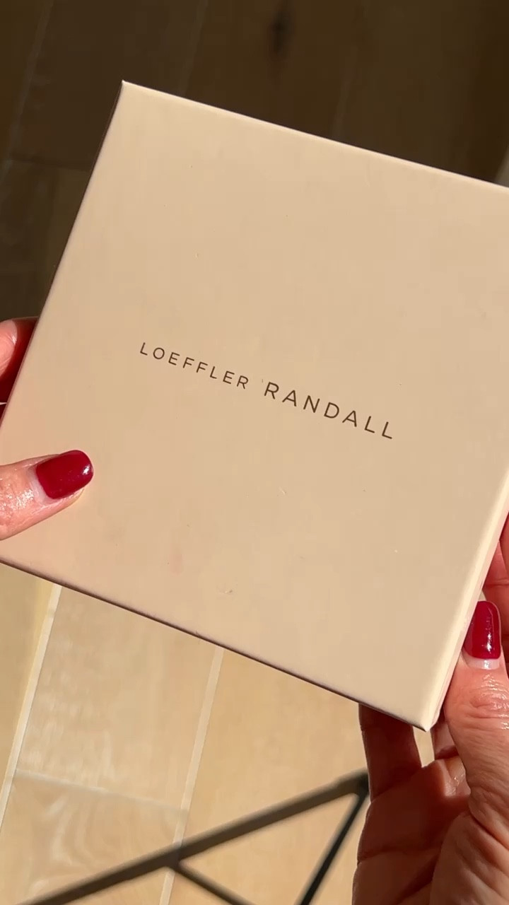 25% off with code HOLIDAY - ends today for Cyber Monday!!

Christmas outfit, holiday style 

#LTKGiftGuide #LTKHoliday #LTKCyberWeek