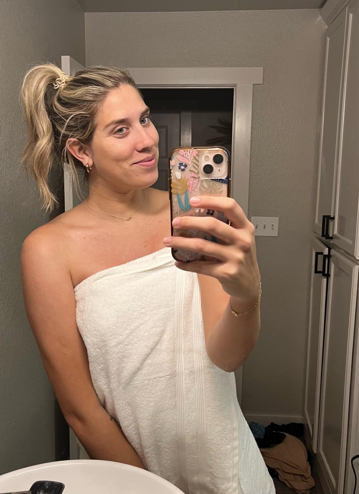 Anyone else hate getting out of a hot shower to a cold house?! I’ll never go another day without this towel warmer 🫧🧖‍♀️

#LTKhome #LTKGiftGuide