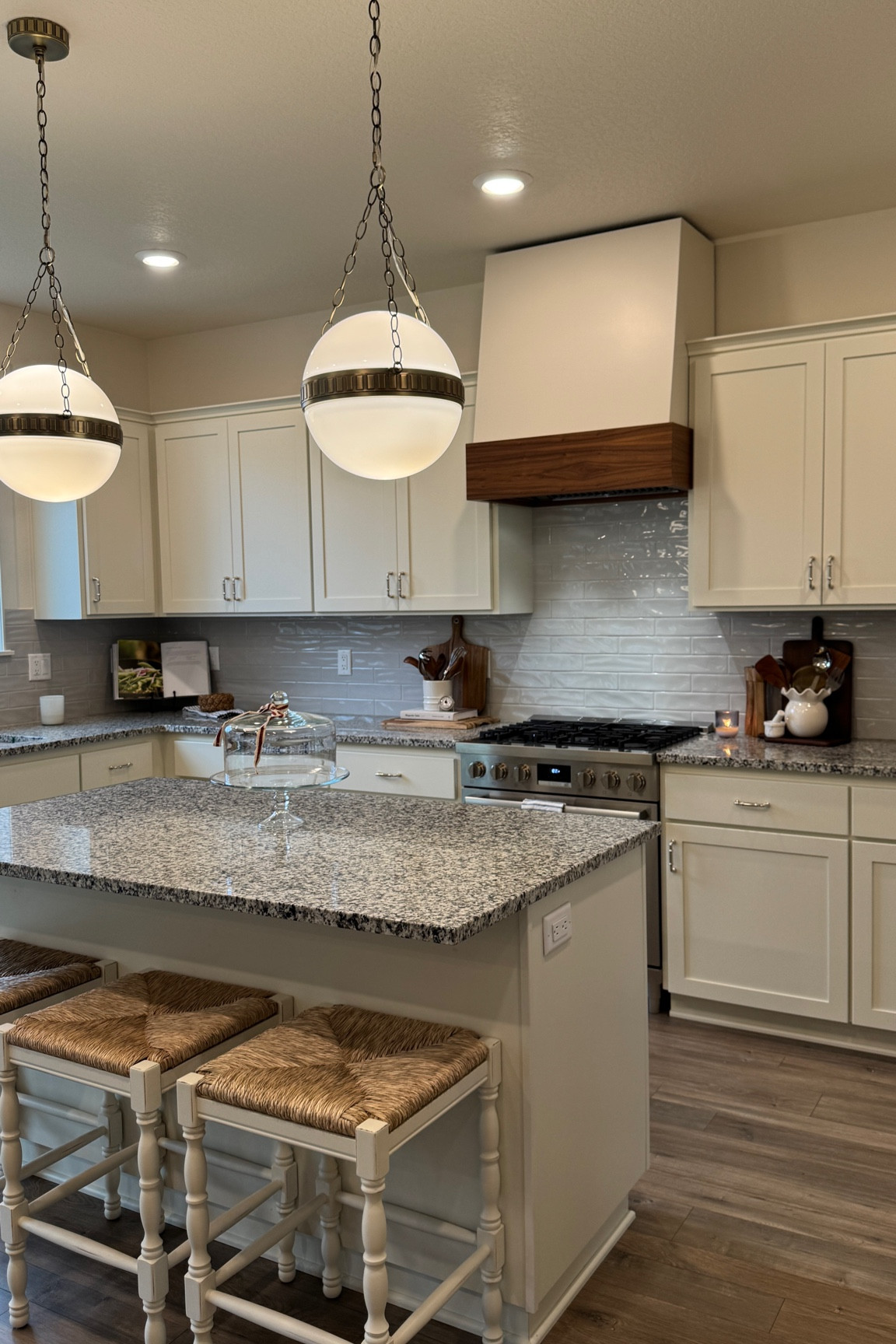 Island, bar, kitchen inspo, interior design, kitchen vibes

#LTKHoliday #LTKHome #LTKU