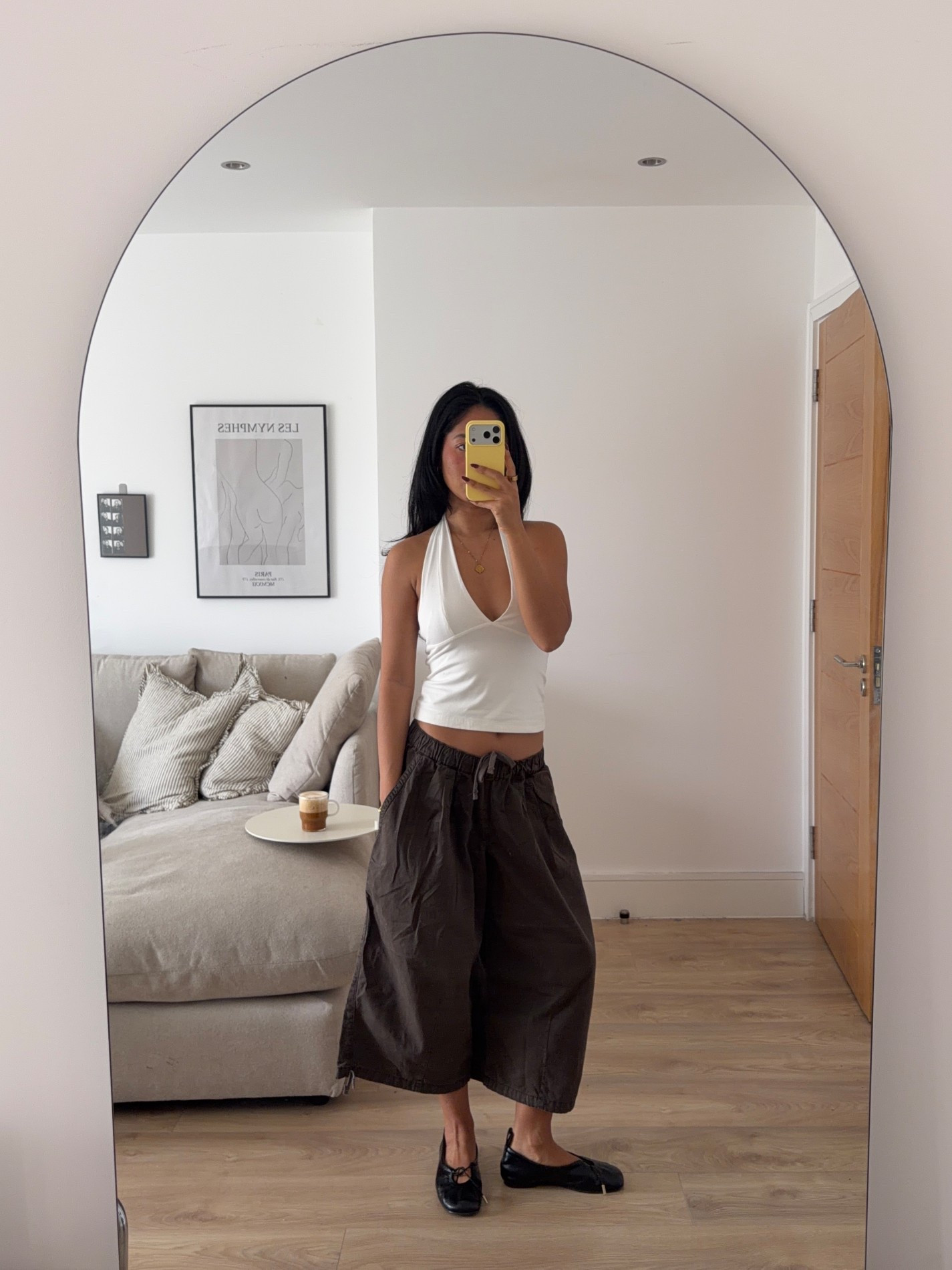 Top small 
Trousers small 

urban outfitters ad

#LTKspring