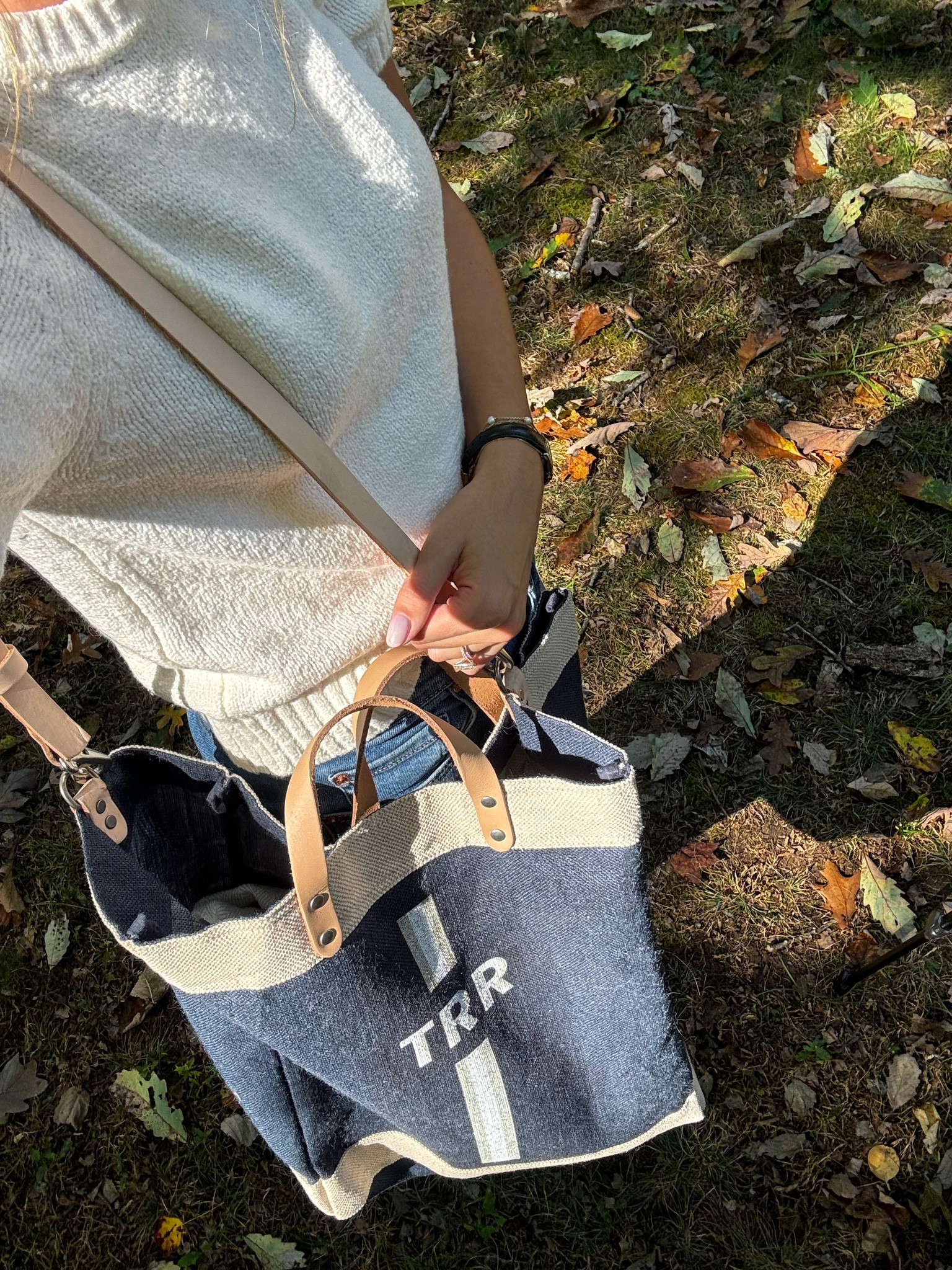 my new go-to bag from @apolis 🤍 the initial personalization is absolute perfection and I couldn’t live without the two handle options!

It fits everything I need for a picnic and I don’t enter a grocery store without it! This would truly make a wonderful gift for any lady in your life!

#ad #gifted #apolis

#LTKGiftGuide #LTKItBag #LTKFindsUnder100