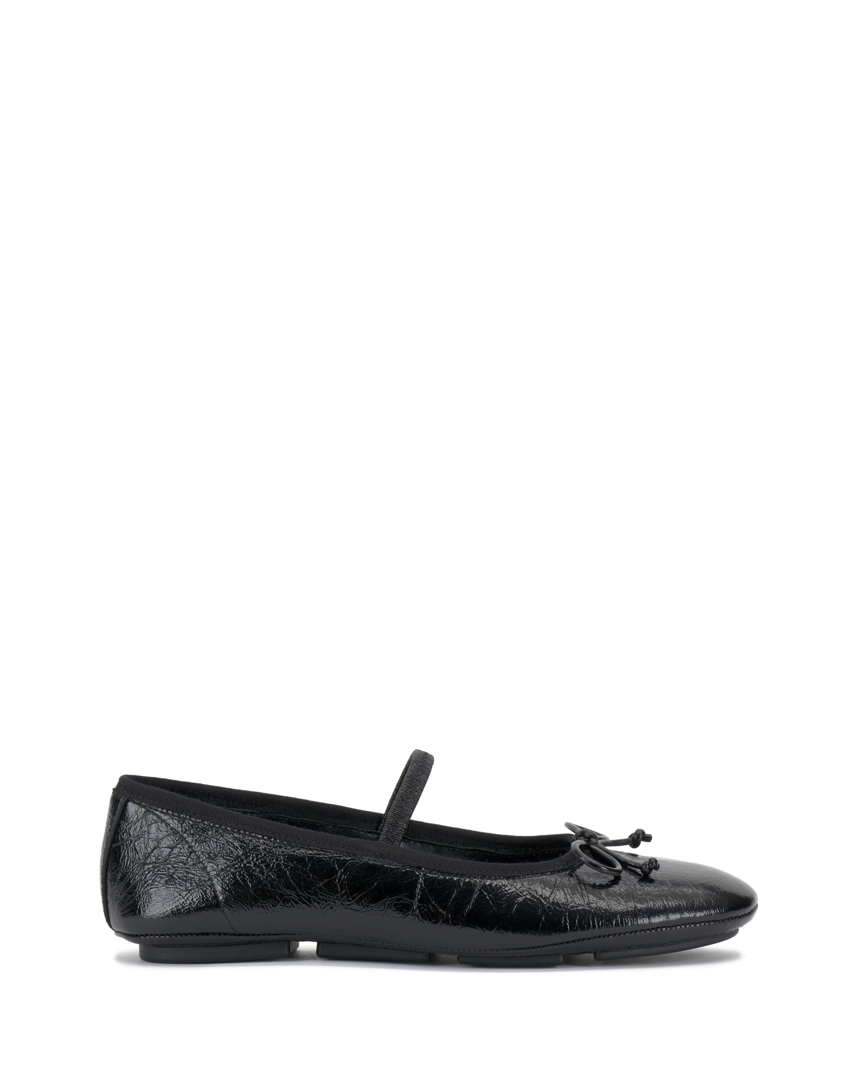 Reese Ballet Flat | Vince Camuto