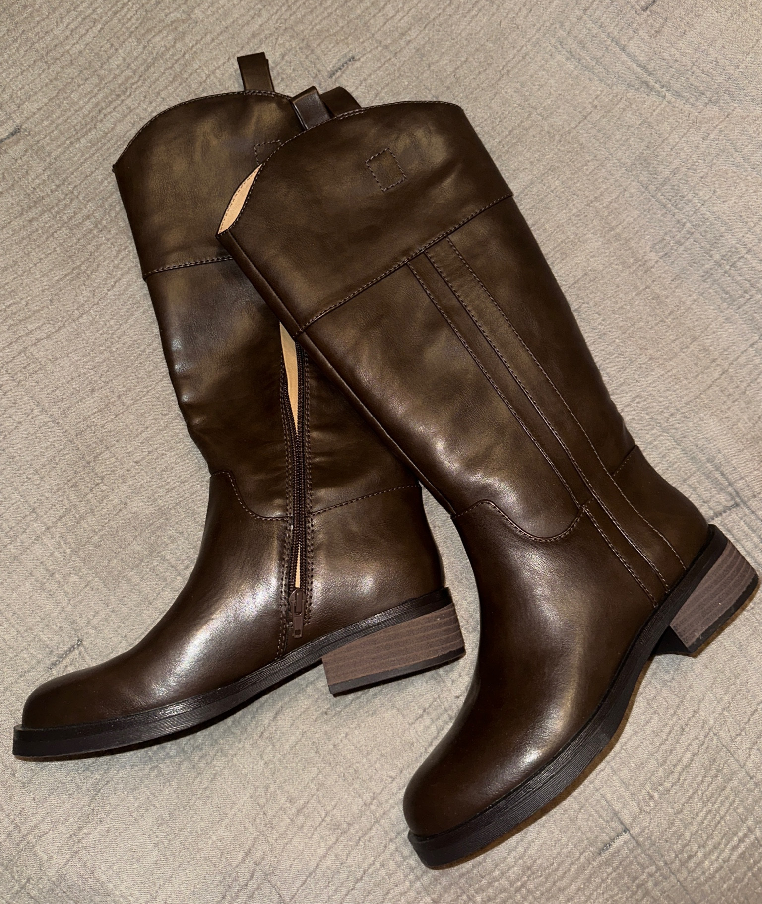 Crown vintage boots

#LTKSeasonal