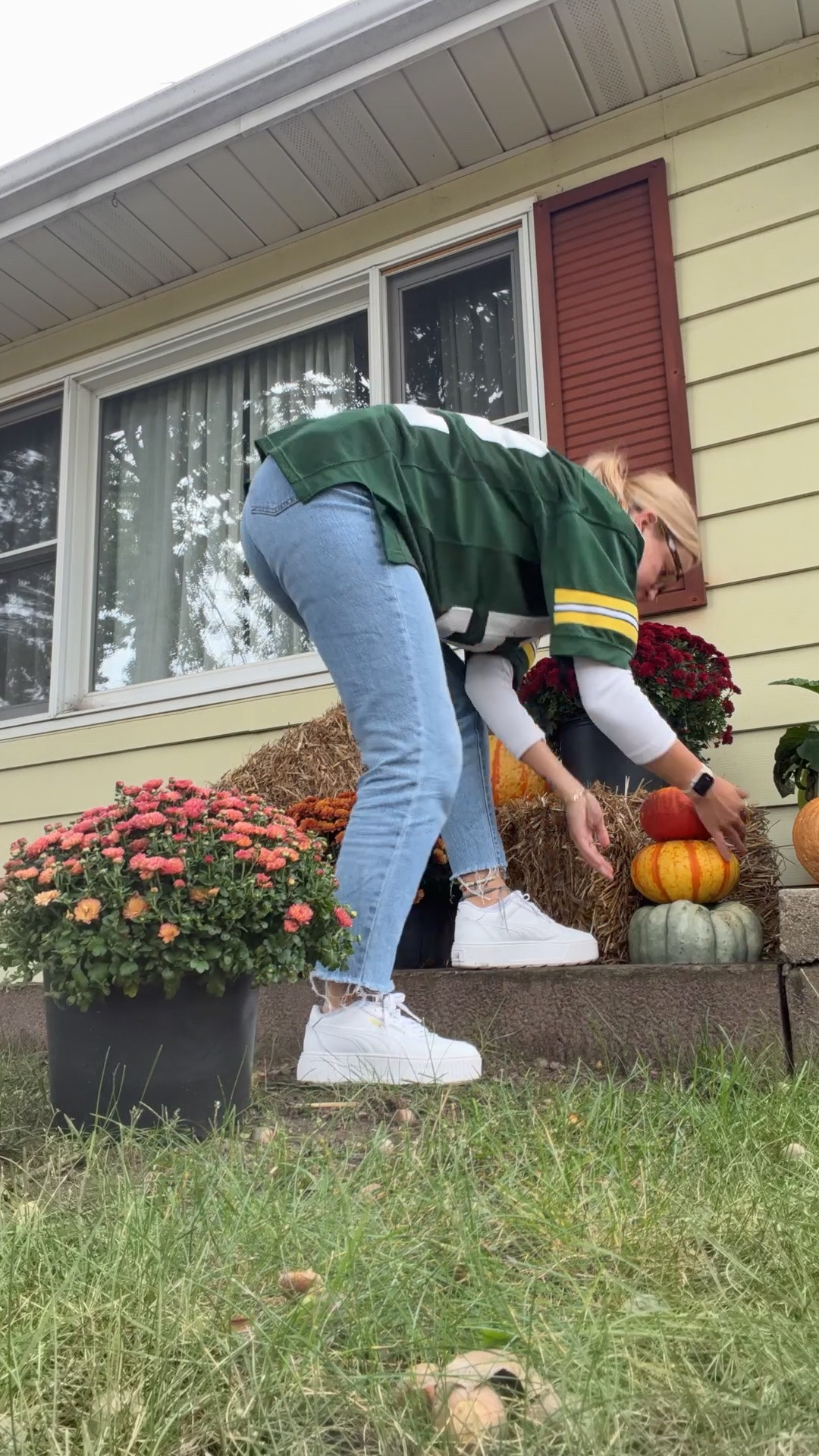 Set up my fall decor with meeee — 09.24.26 🍂💚🏈💛🎃

4 Tall in Old Navy OG Straight jeans
size 8.5 in white Puma sneakers
old Packers jersey (Clay Matthew’s, but you can get anyone on Amazon)
Small in white ribbed long sleeve tee from @Target 
🧦 Old Navy socks

Target style, Target finds, Old Navy denim, Old Navy jeans, OG Straight jeans, Target tops, basic tee’s, trending outfits, outfit of the day, Puma sneakers, white Puma sneakers, Puma outfits, fall outfits, watch now

#LTKootd #LTKdayinmylife #LTKHome