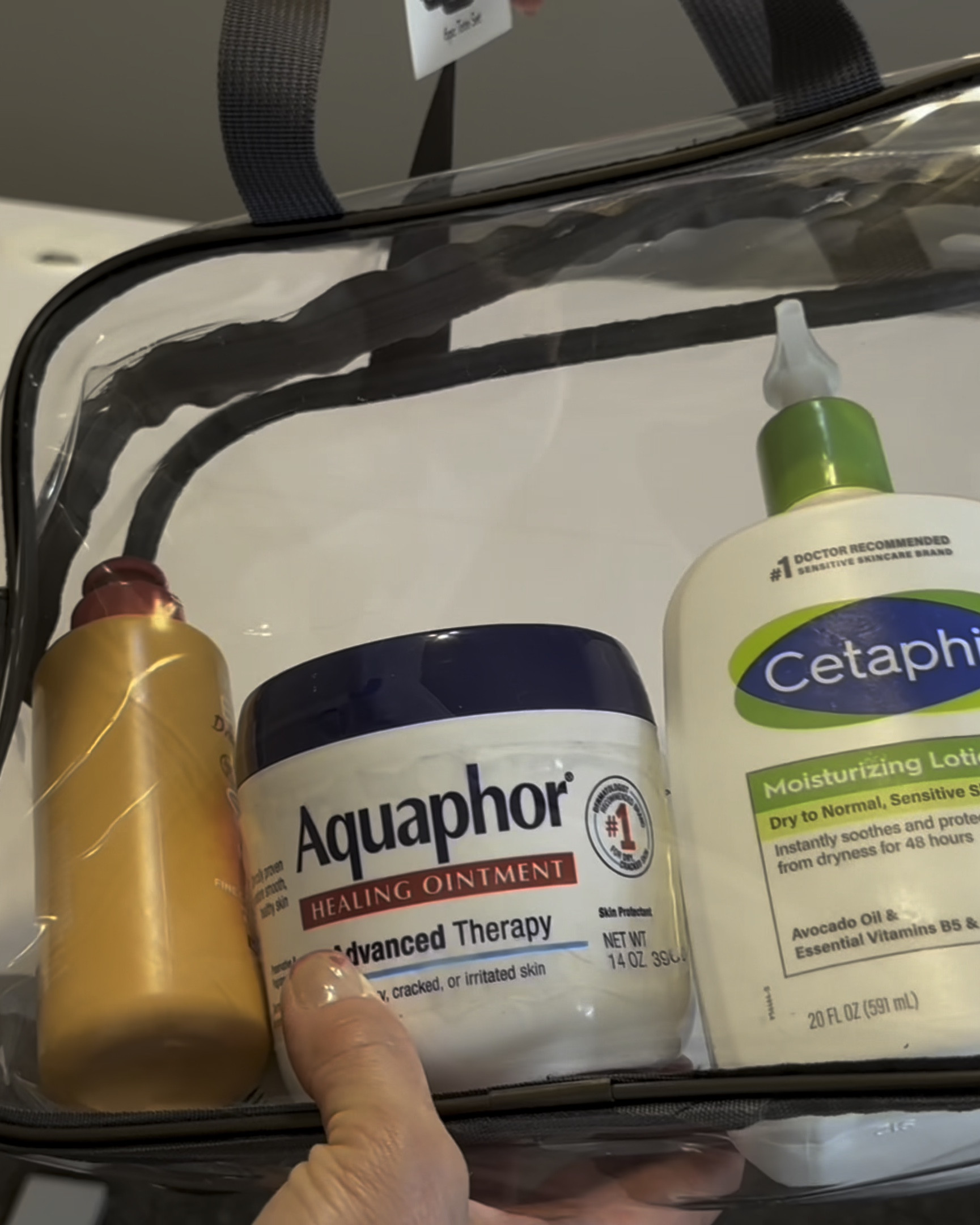 Travel Case or bag for concerts and events! @shannonskiptomylife @walmart @walmartcreator 

#LTKTravel #LTKFindsUnder50 #LTKVideo