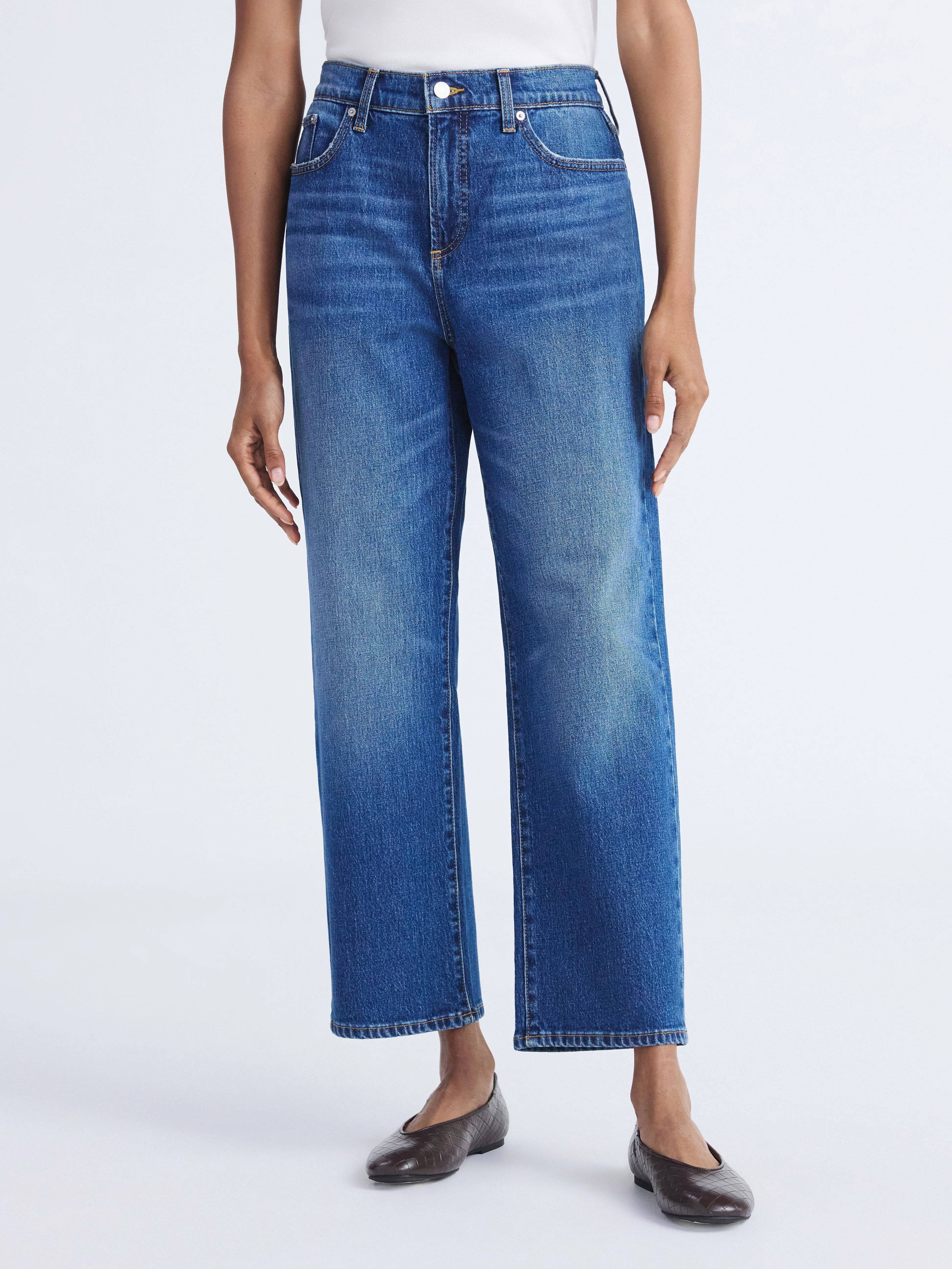 Free Assembly Women's Midrise Relaxed Ankle Length Jeans, 27" Inseam, Sizes 0-18 - Walmart.com | Walmart (US)