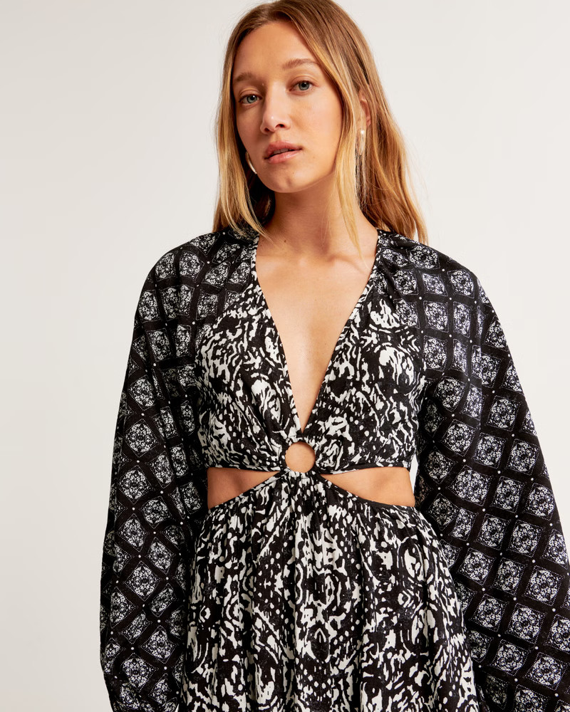 Long-Sleeve Plunge Cutout Maxi Dress | Abercrombie & Fitch (US)