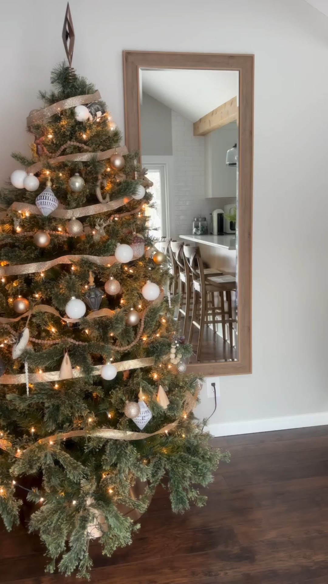 Super simple, yet long lasting ornament you’ll cherish year after year and/or pass on as the perfect gift to grandparents and loved ones! 

These take about 2 minutes to make and just need overnight to dry! Go a step further and paint them to look like a jolly Saint Nick or a cheery reindeer! 



#LTKmomlife #LTKHoliday #LTKSeasonal