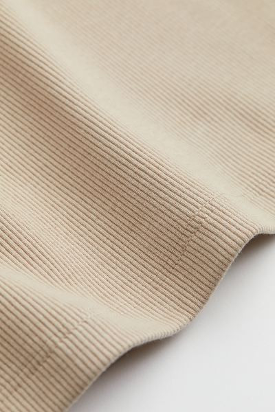 Crop Tank Top | H&M (US + CA)