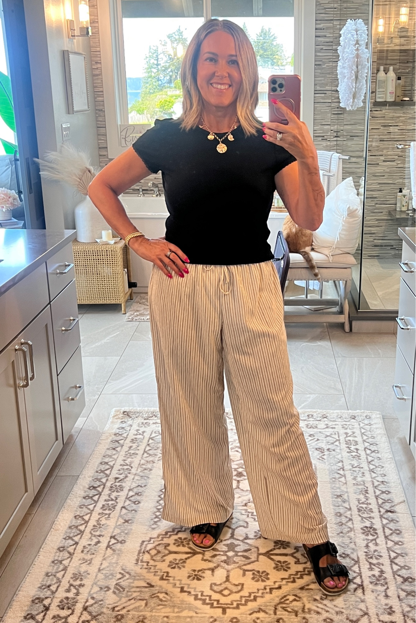 OOTD
H&M 
￼

#LTKWorkwear #LTKActive #LTKstorytime
